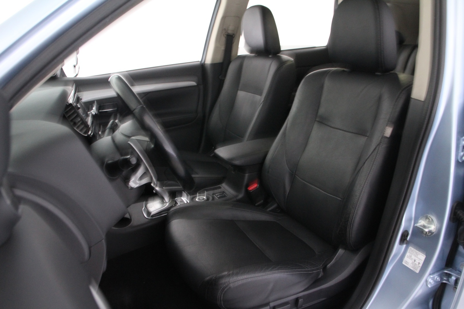 MITSUBISHI Outlander 2013