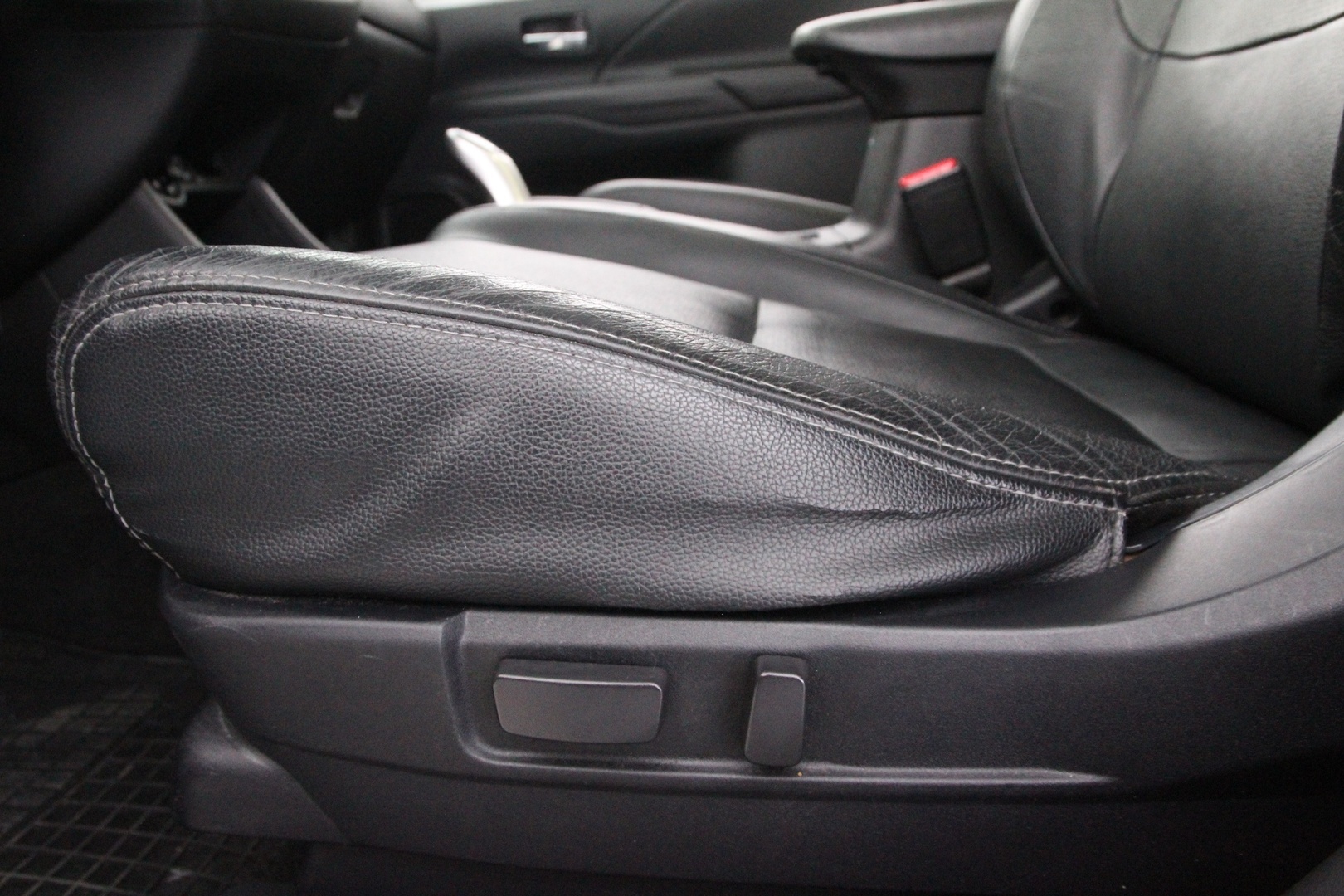 MITSUBISHI Outlander 2013