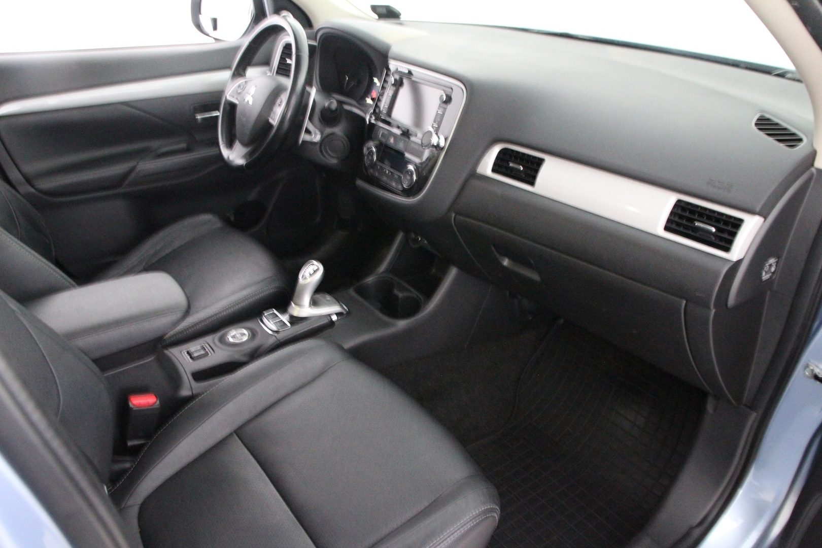 MITSUBISHI Outlander 2013