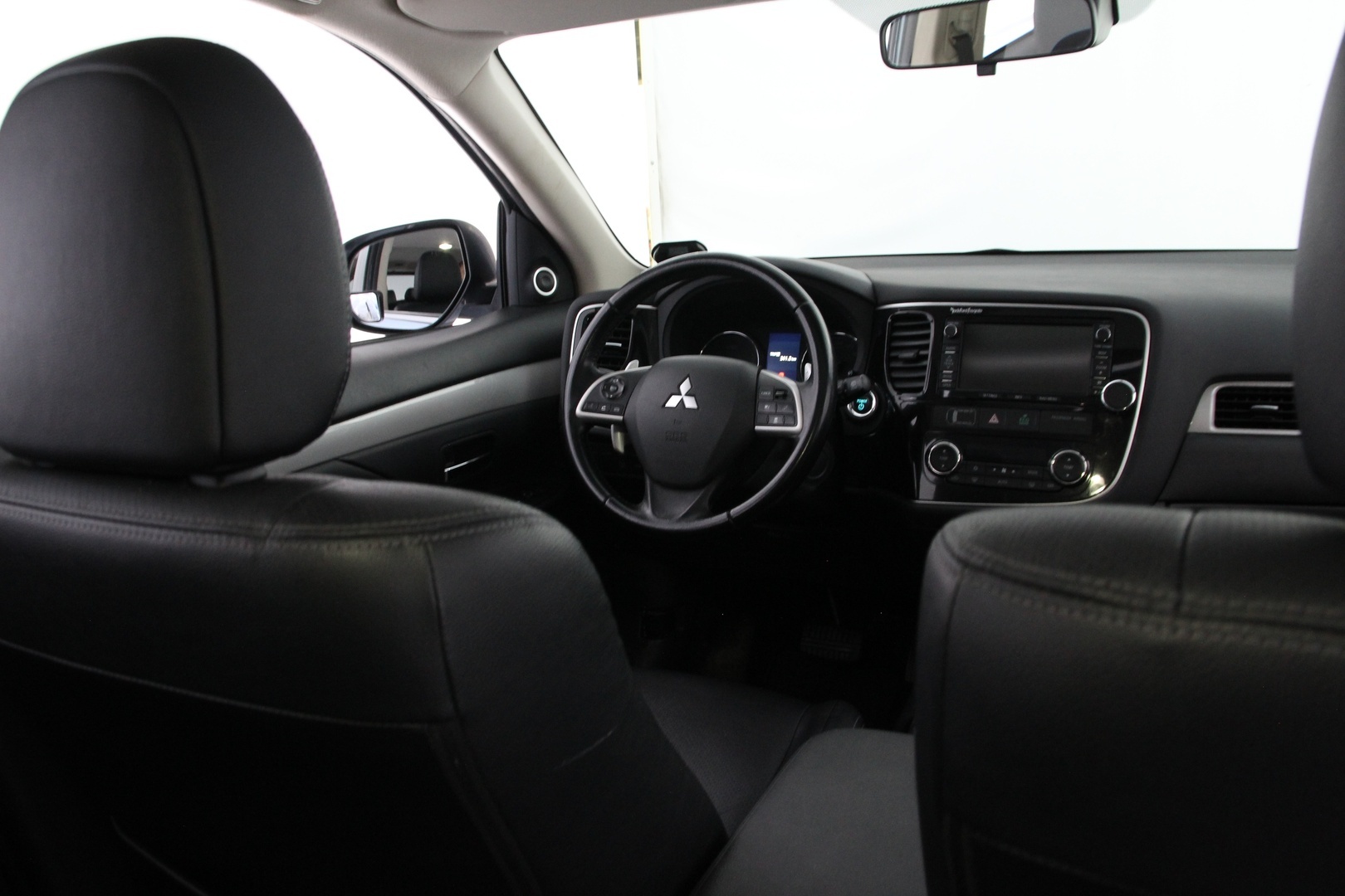MITSUBISHI Outlander 2013