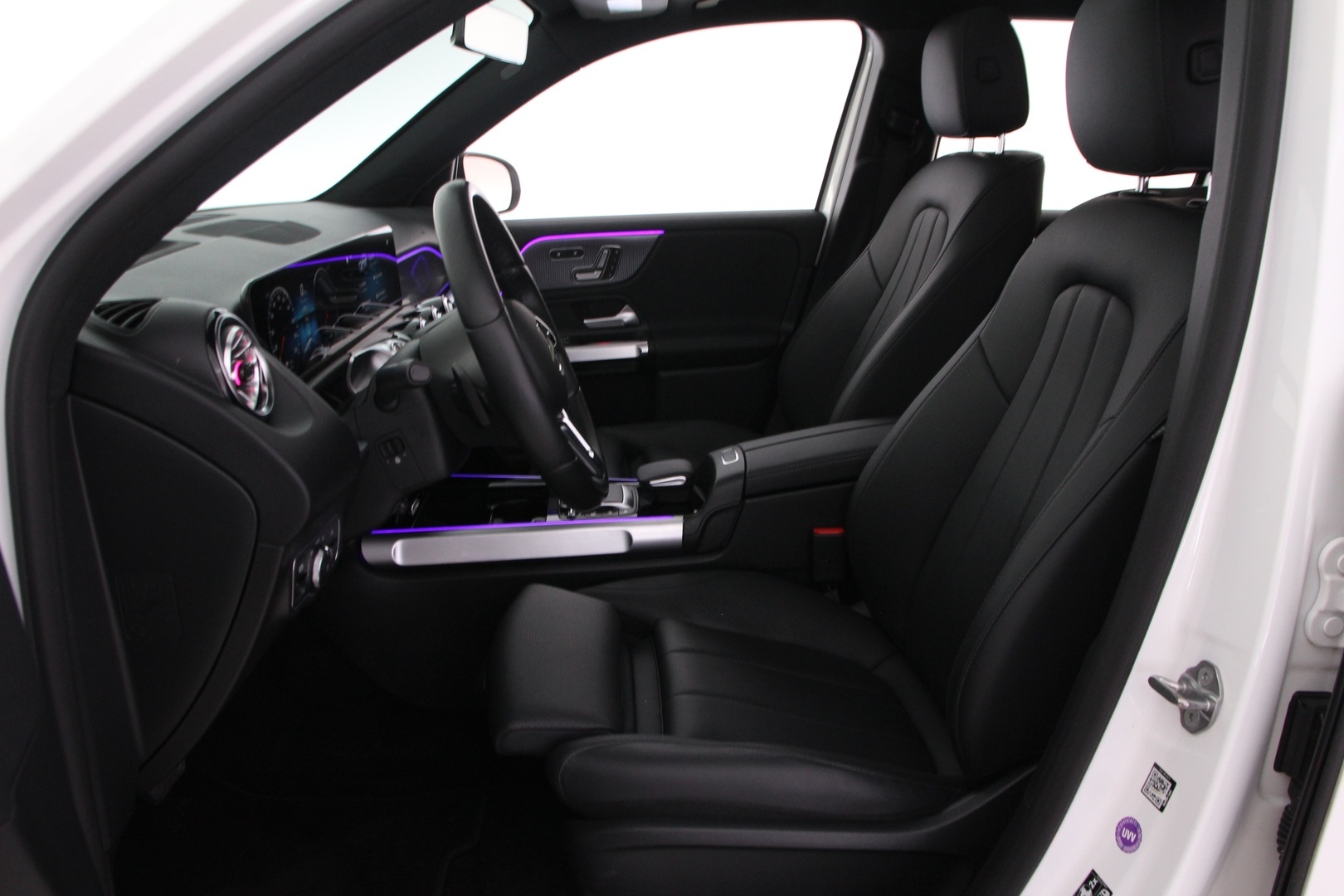 MERCEDES-BENZ EQB 2022