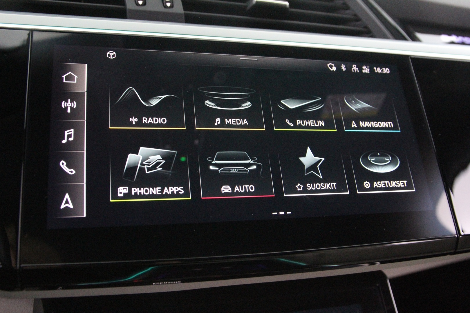 AUDI Q8 E-TRON 2024