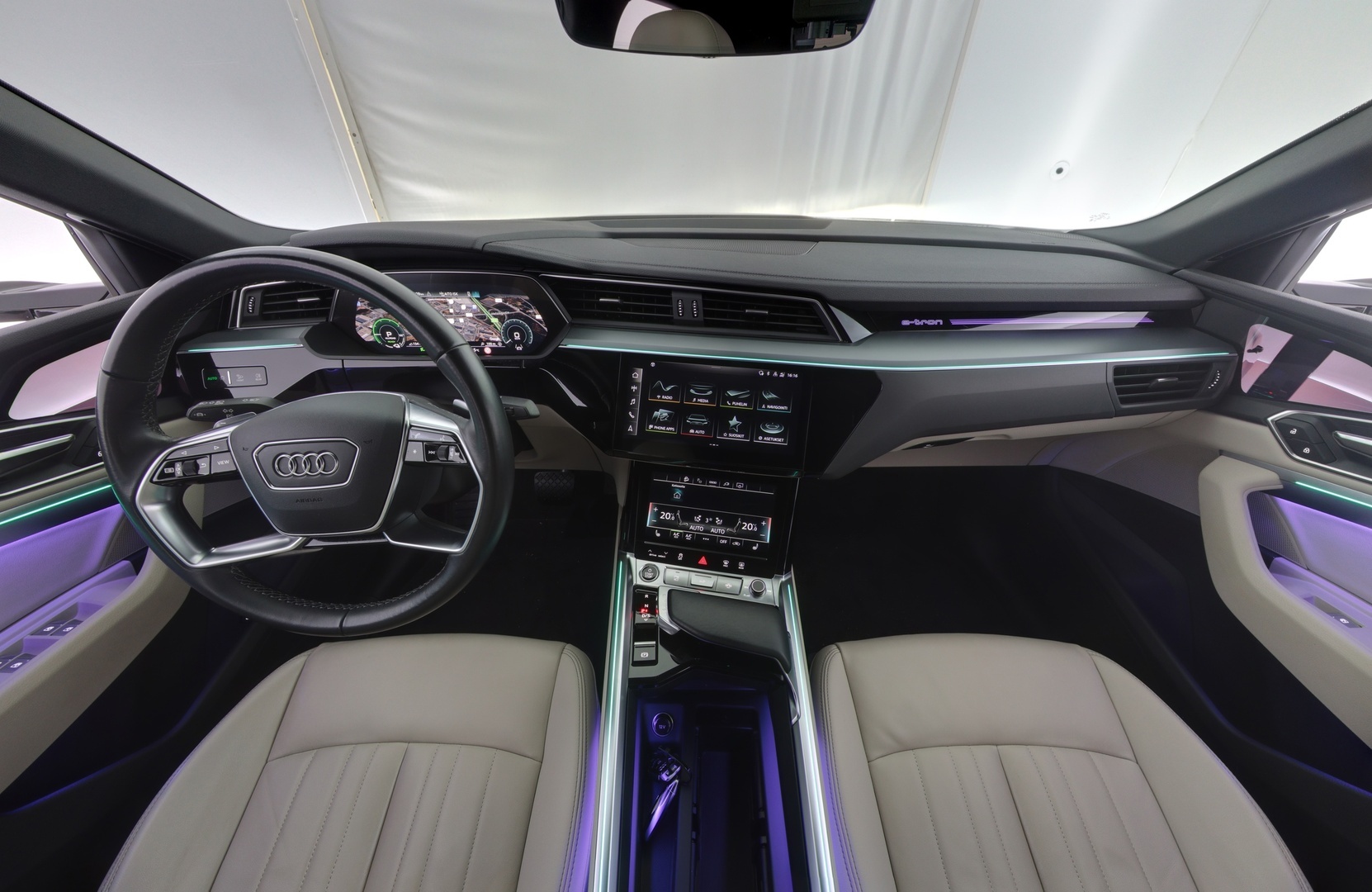 AUDI Q8 E-TRON 2024