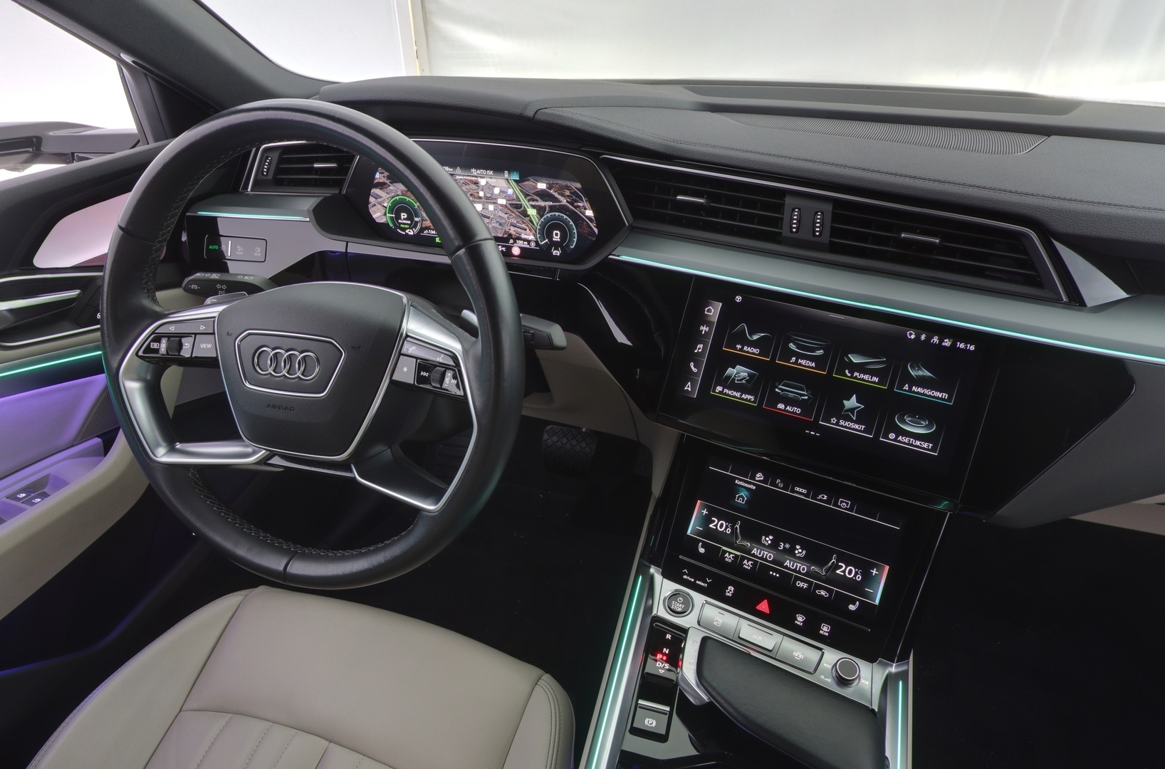 AUDI Q8 E-TRON 2024