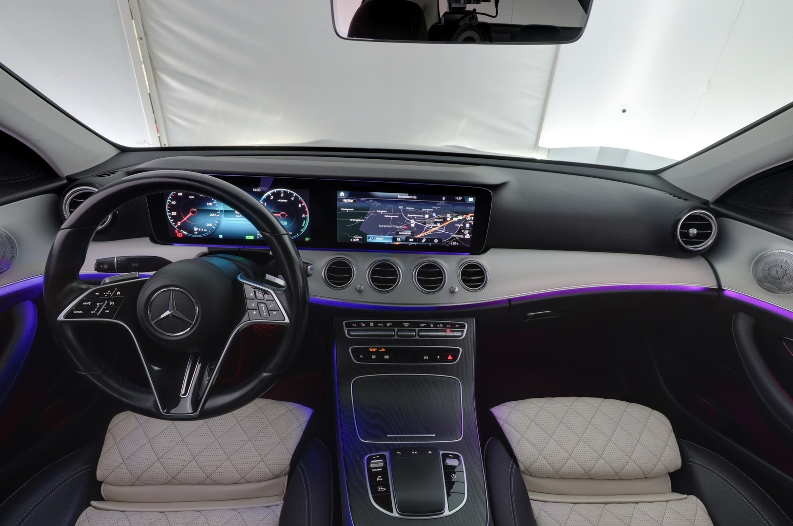 MERCEDES-BENZ E 2021