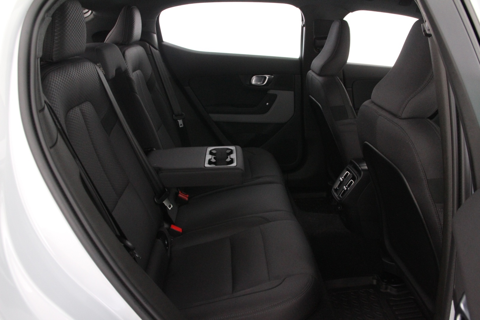 POLESTAR 2 2023
