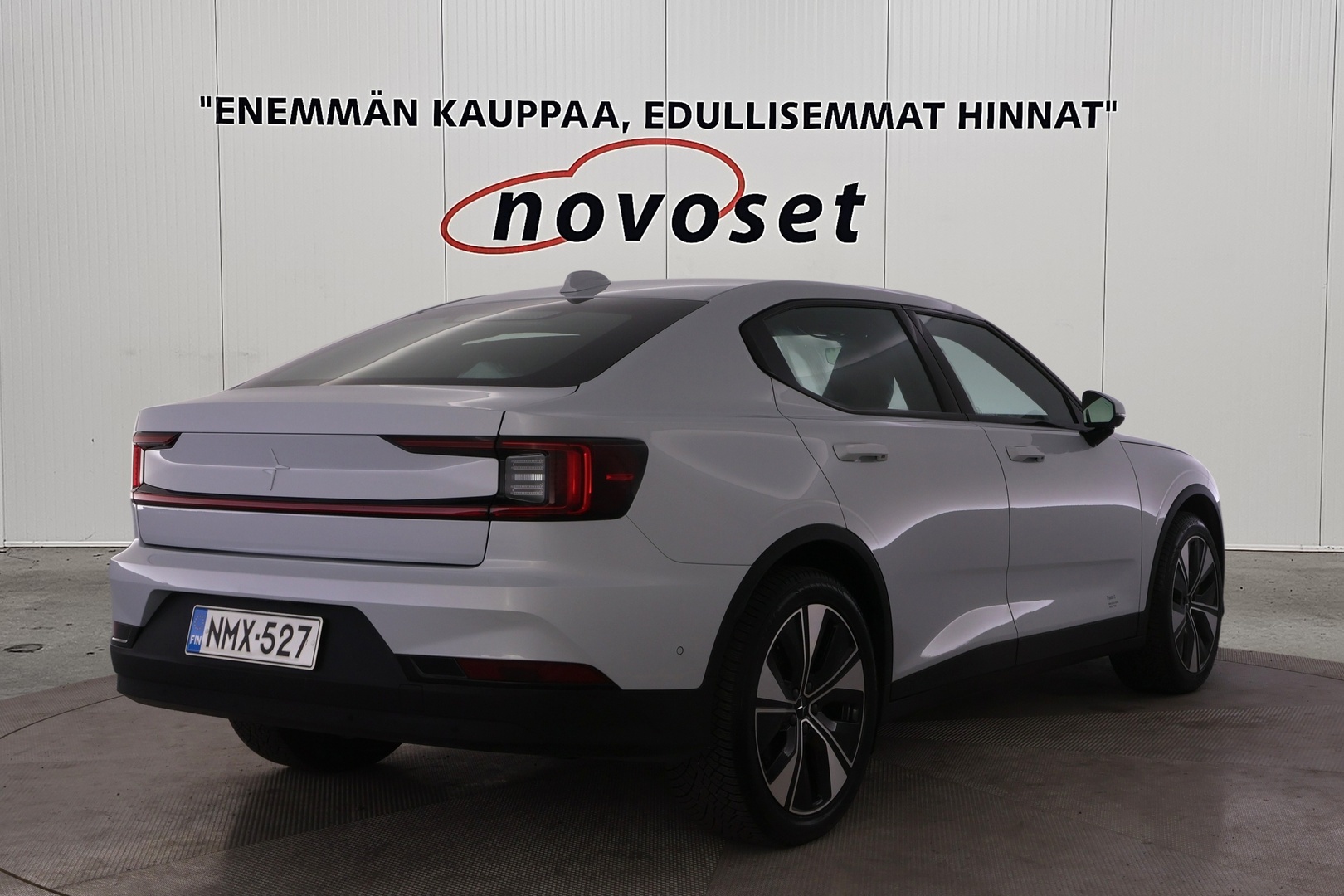 POLESTAR 2 2023