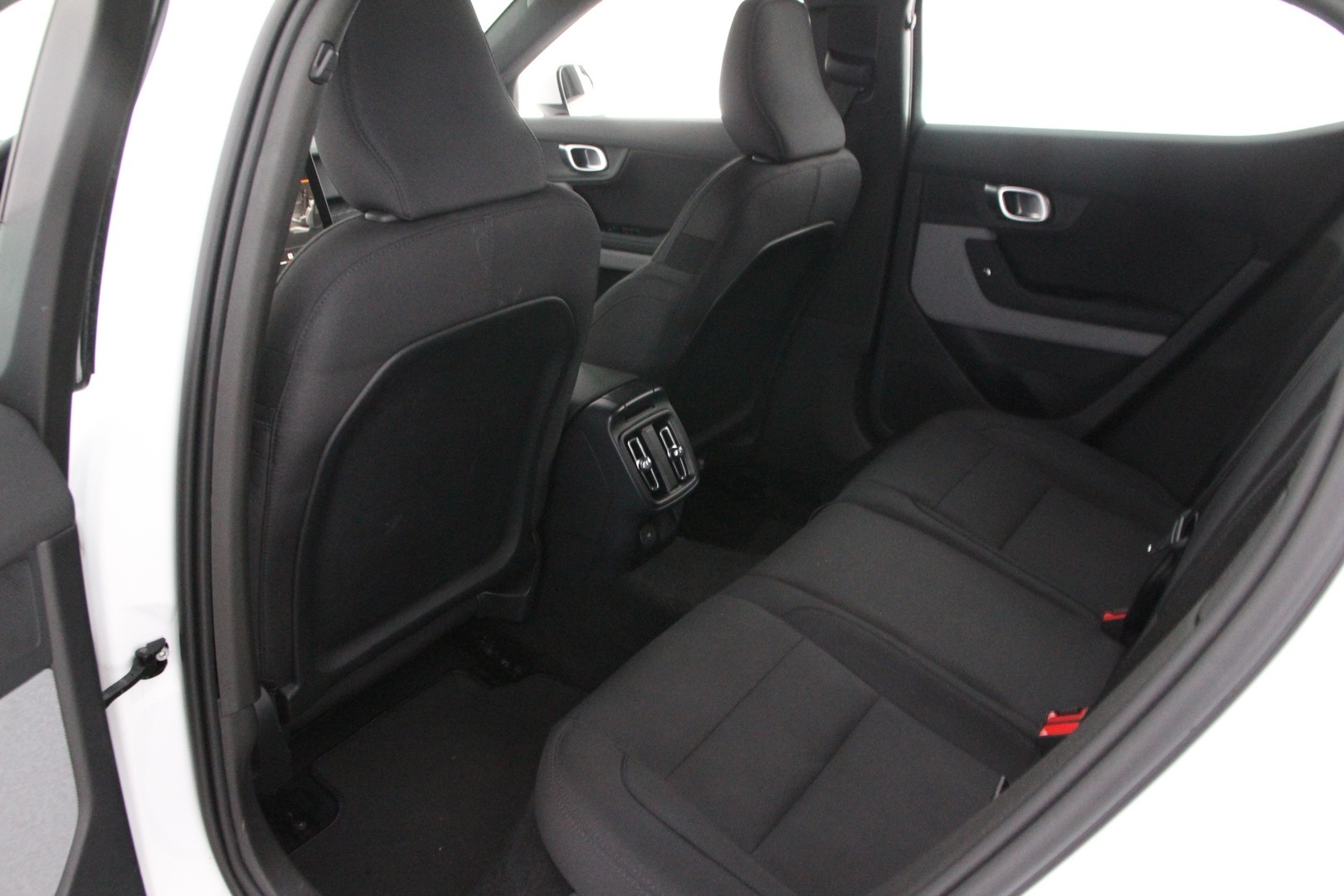 POLESTAR 2 2023
