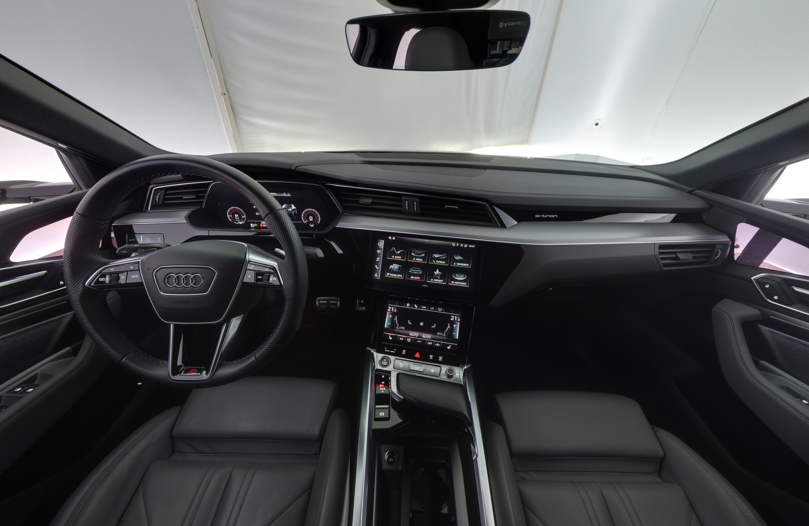 AUDI Q8 e-tron 2024