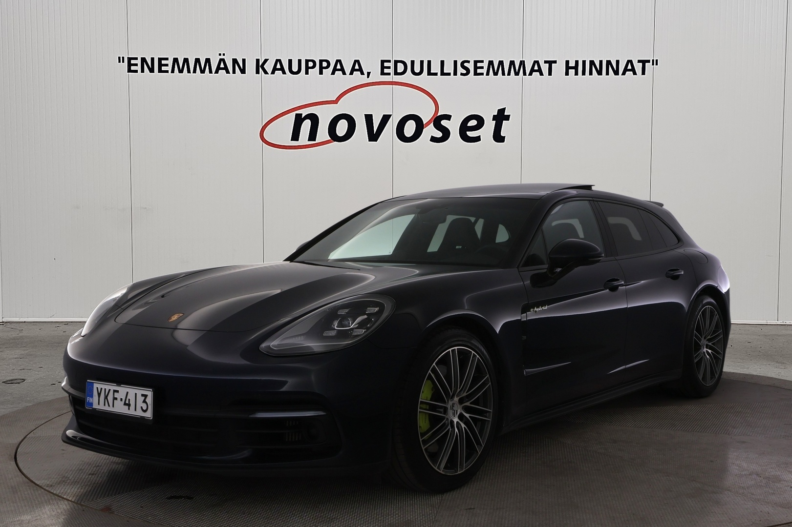 PORSCHE Panamera 2018