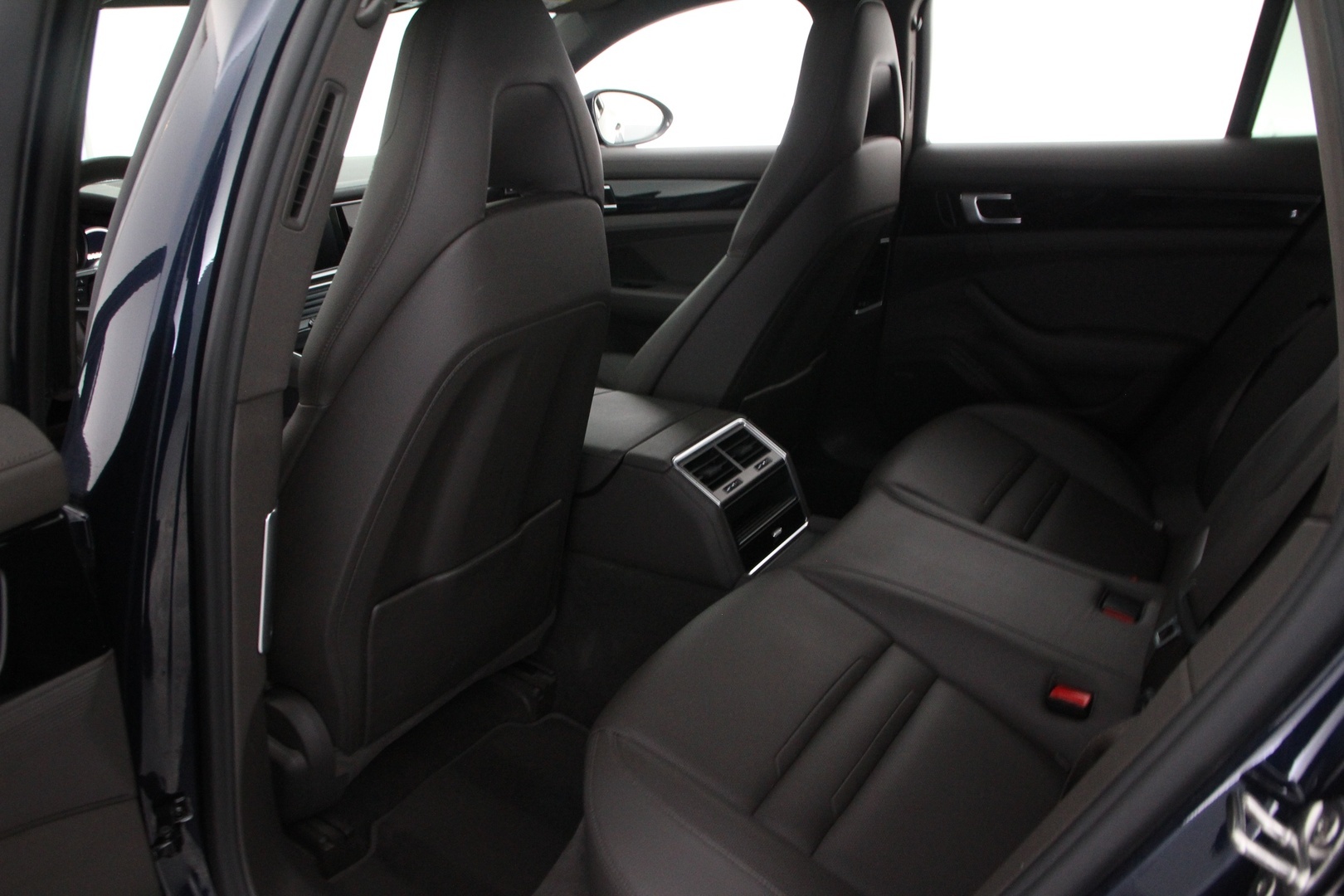 PORSCHE Panamera 2018