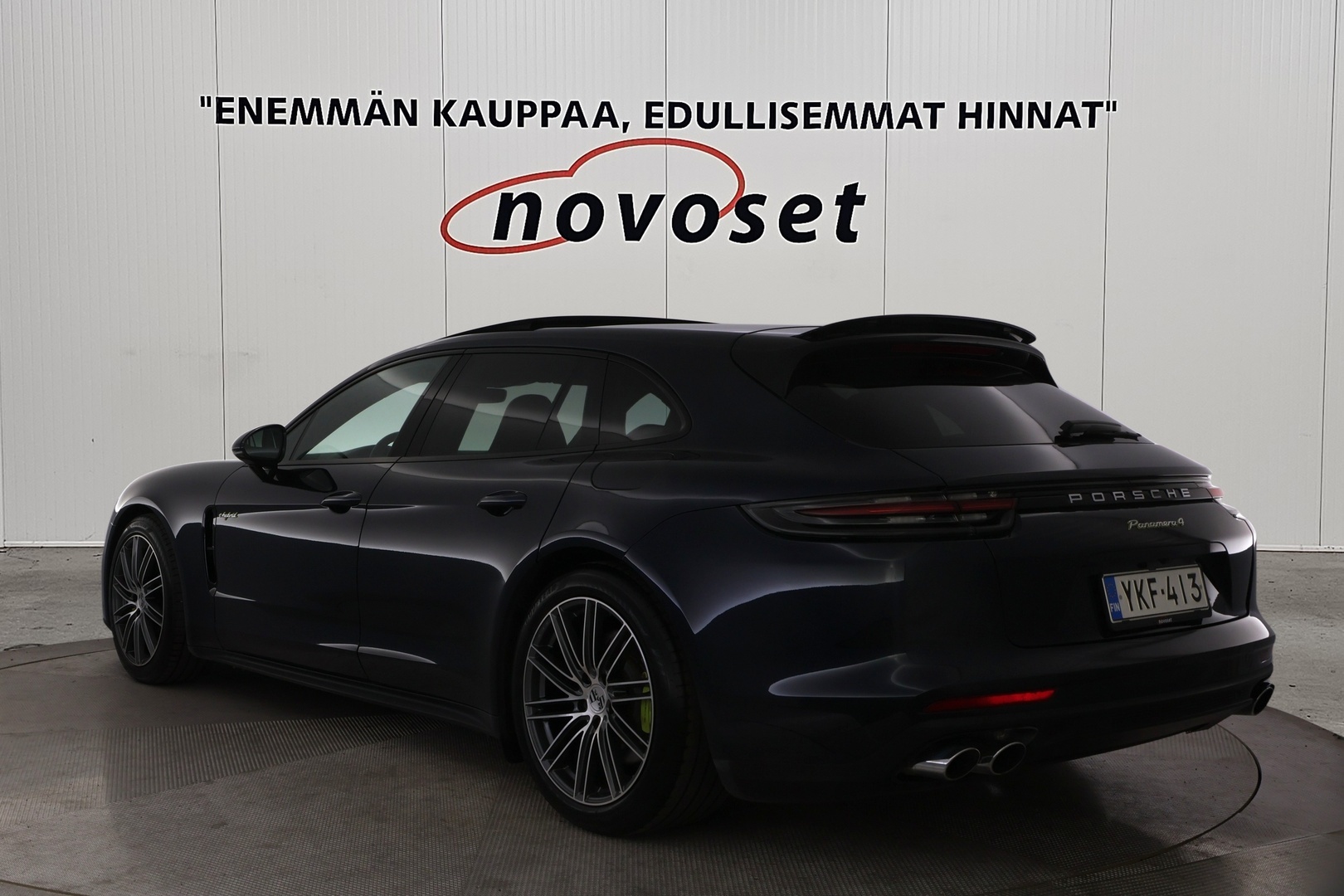 PORSCHE Panamera 2018