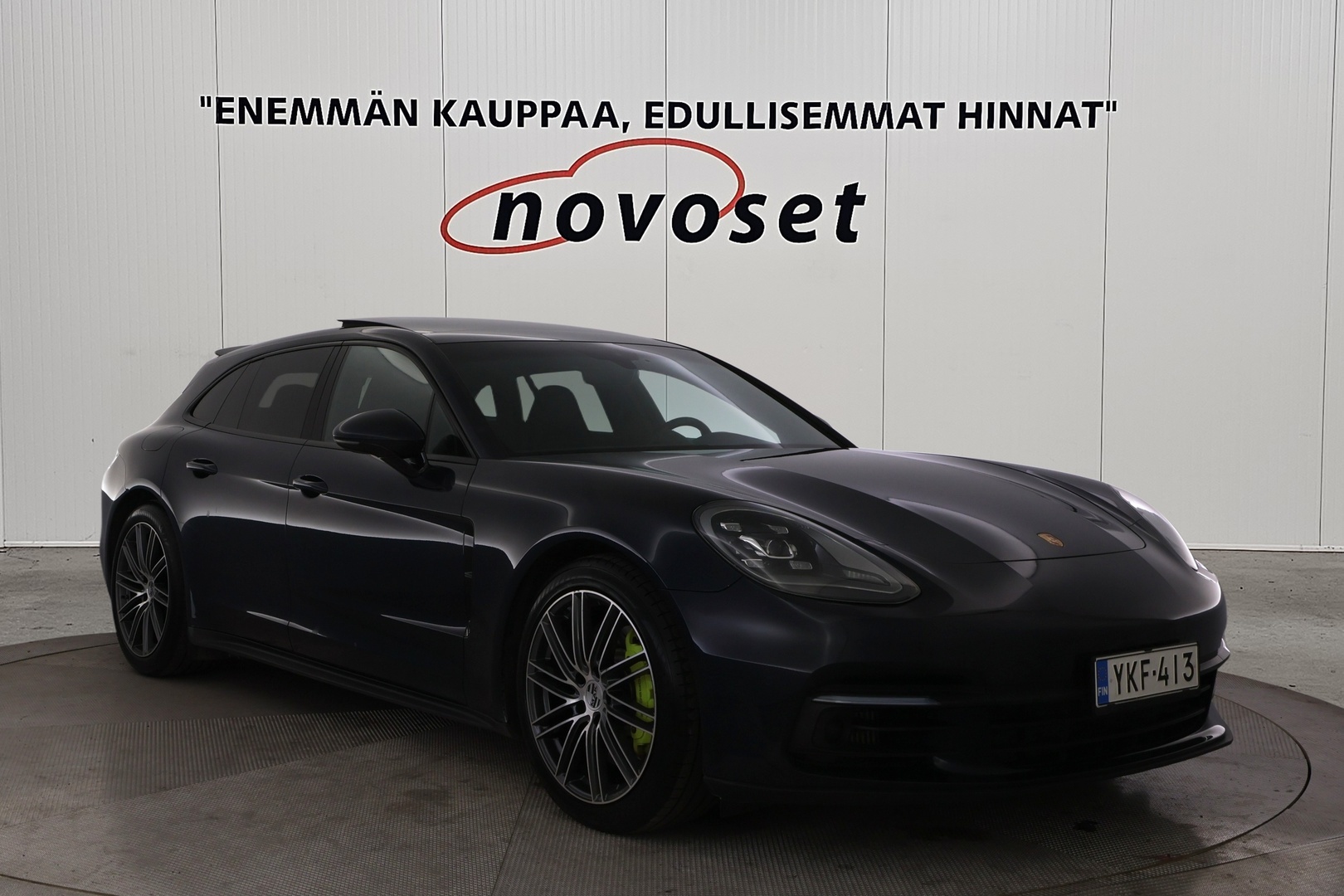 PORSCHE Panamera 2018