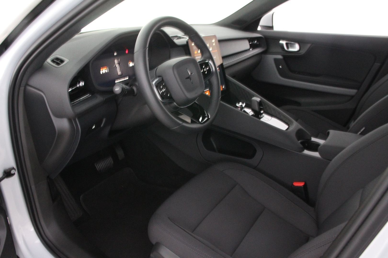 POLESTAR 2 2024