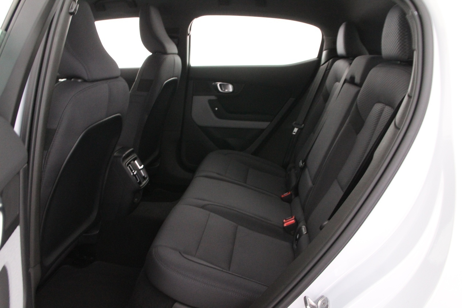 POLESTAR 2 2024