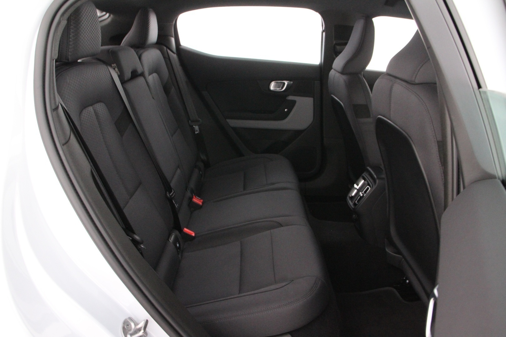 POLESTAR 2 2024