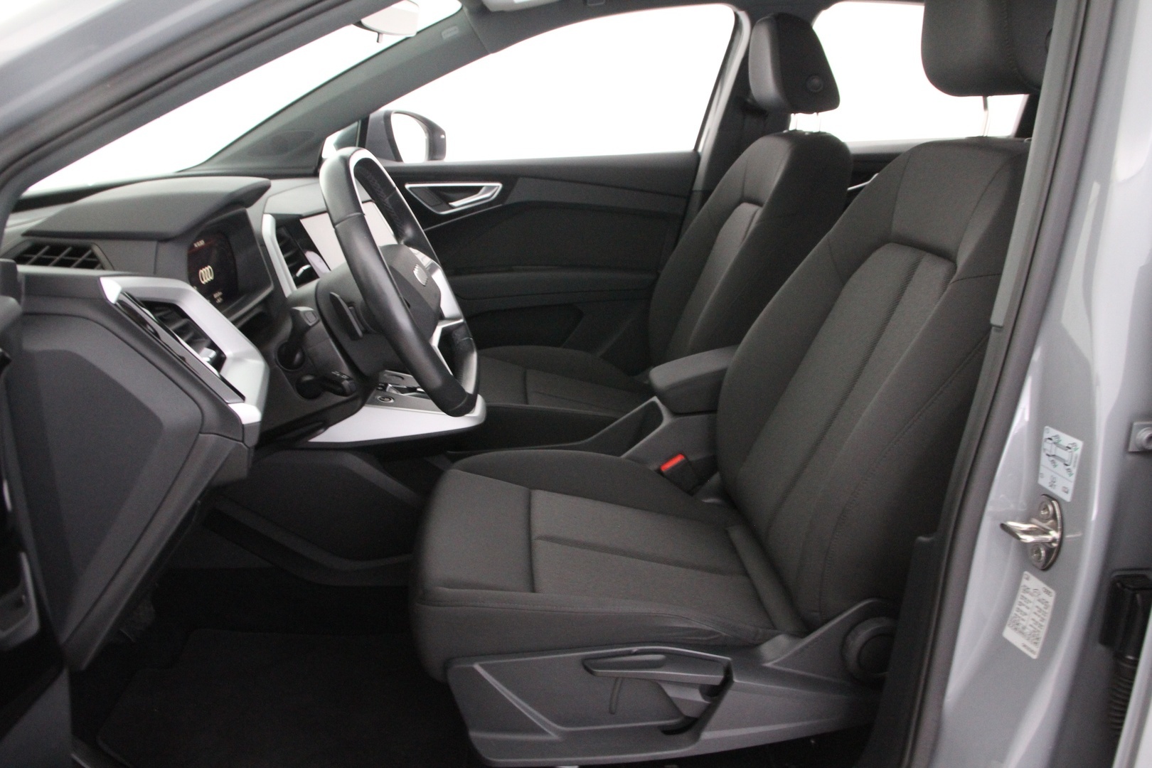 AUDI Q4 e-tron 2022