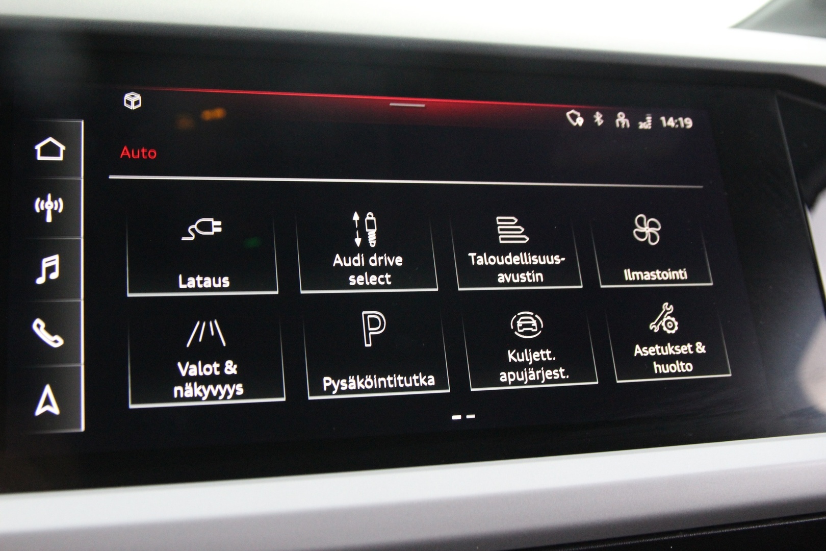 AUDI Q4 e-tron 2022