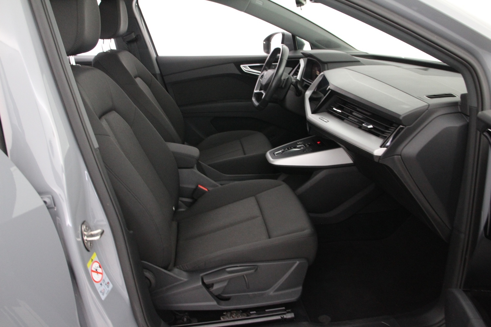 AUDI Q4 e-tron 2022