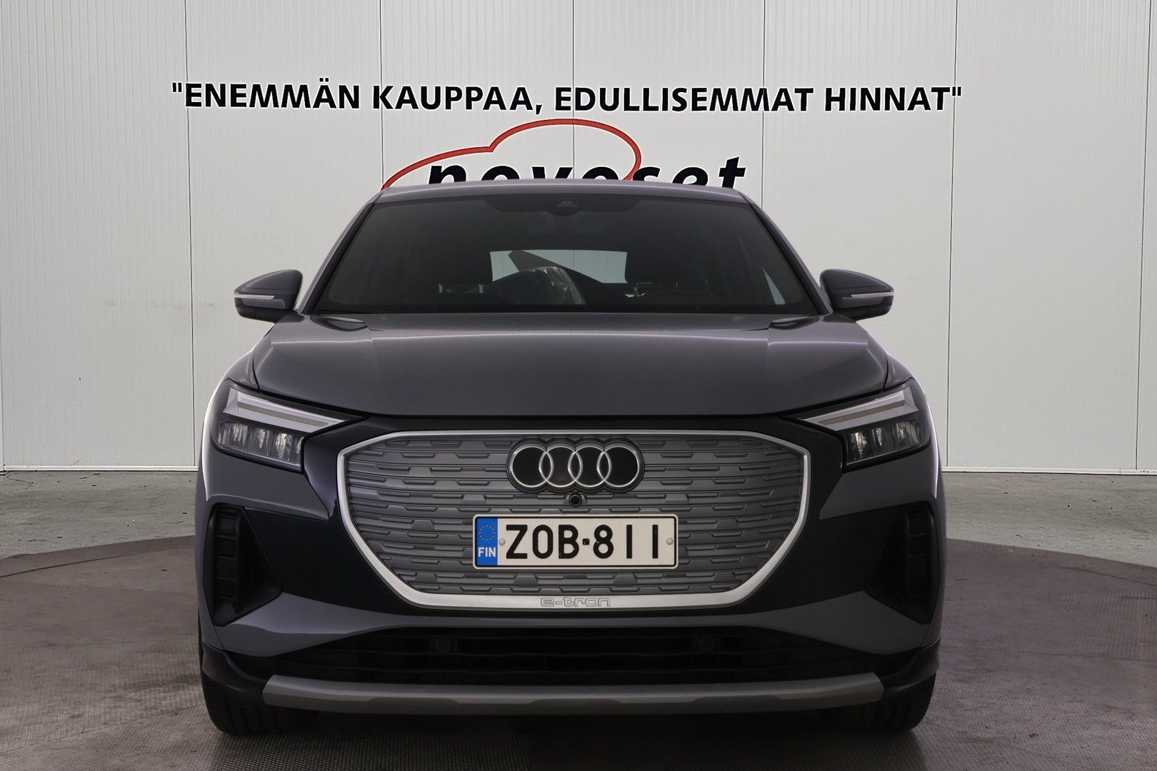 AUDI Q4 e-tron 2022