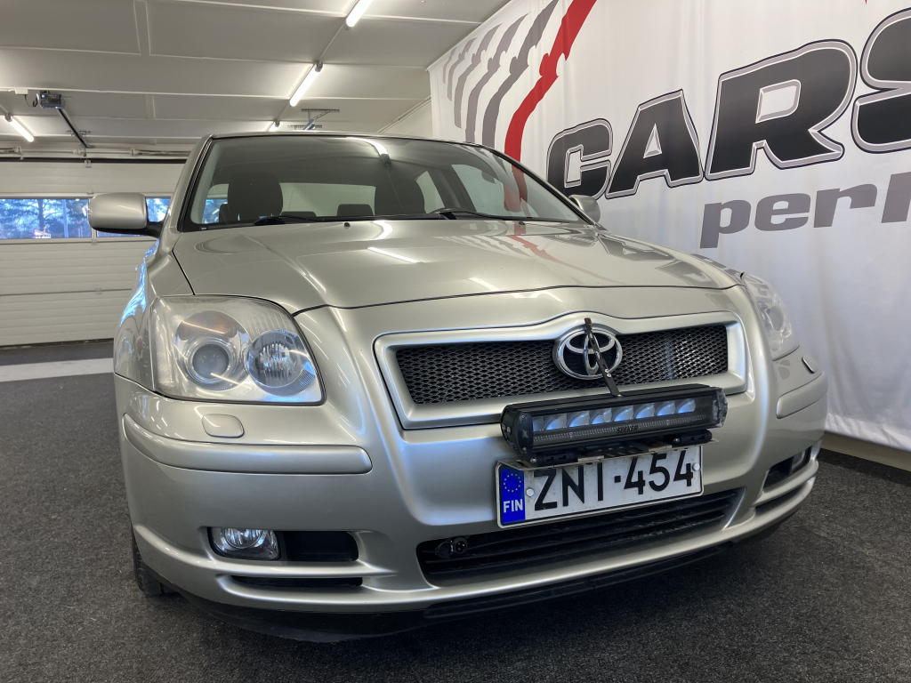 TOYOTA Avensis 2006