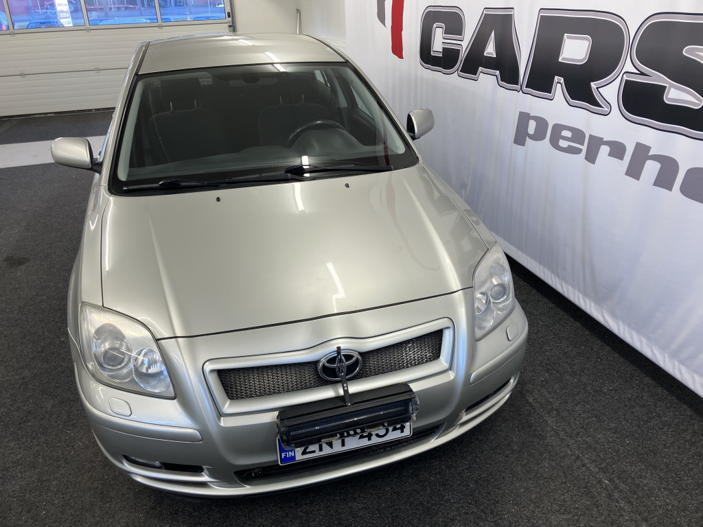 TOYOTA Avensis 2006