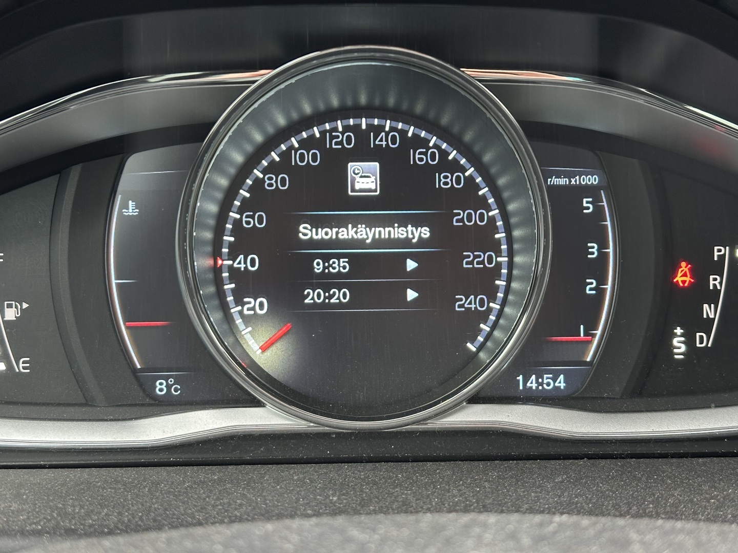 VOLVO XC70 2015