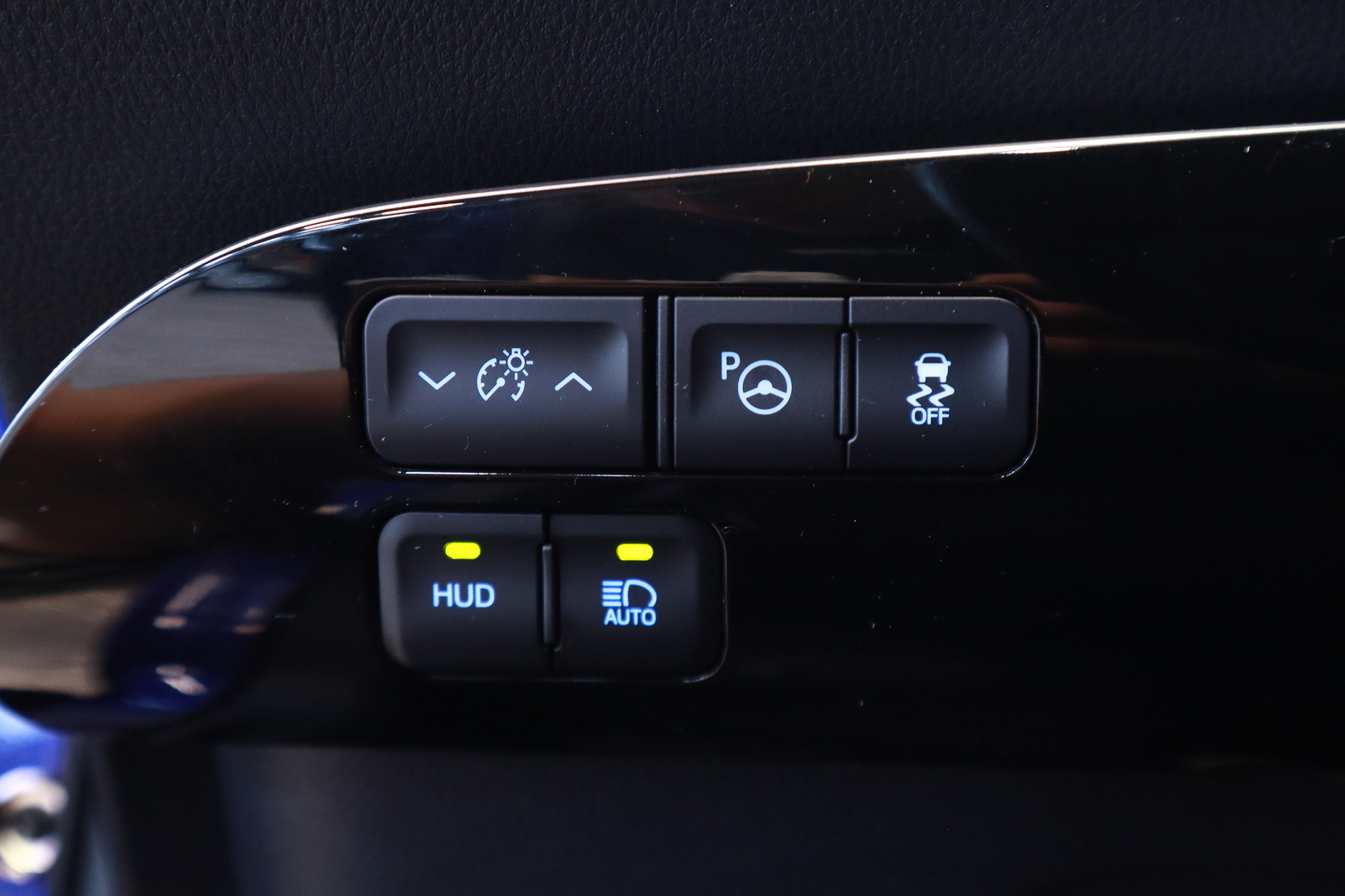 TOYOTA Prius 2016