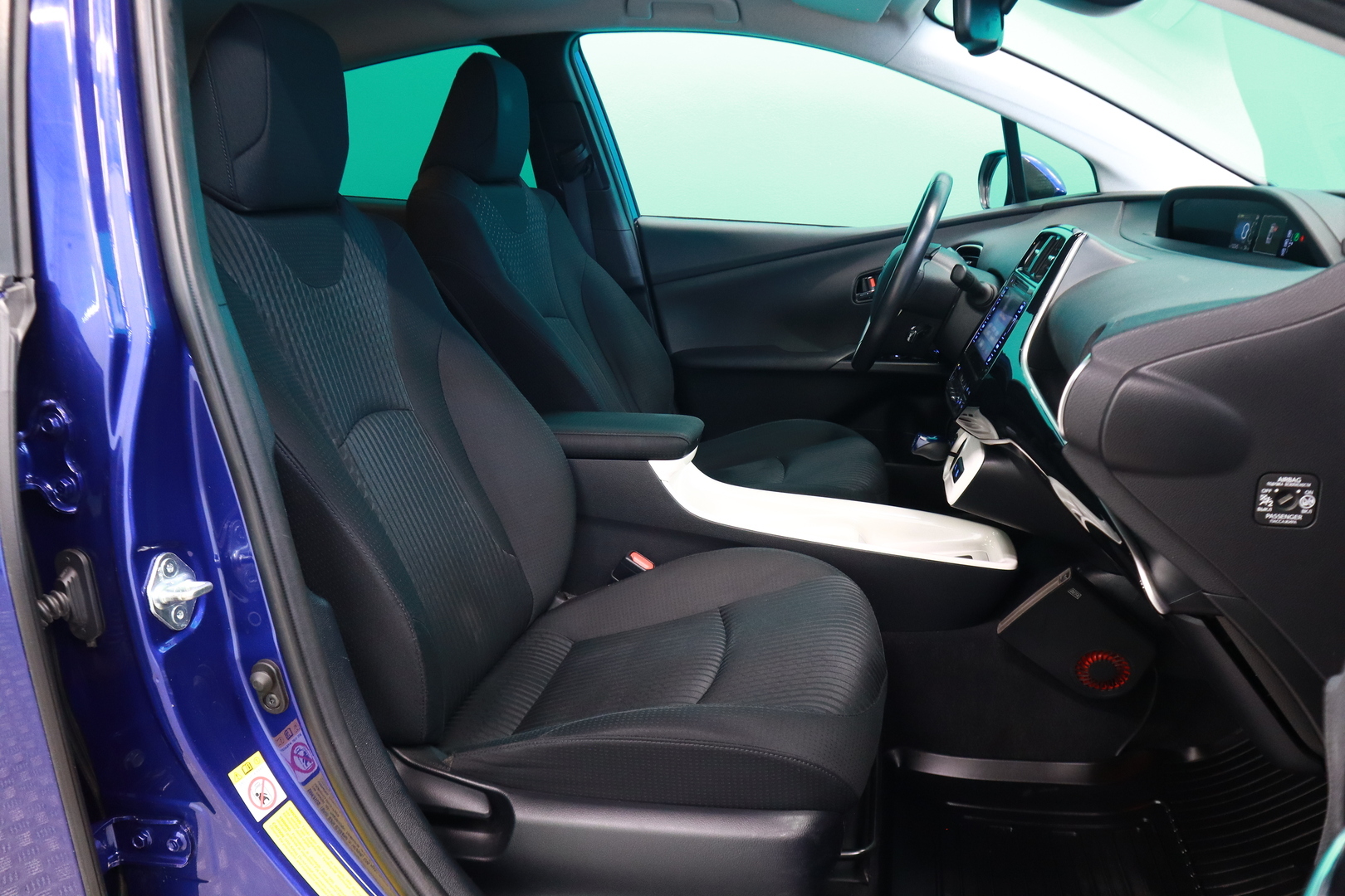 TOYOTA Prius 2016