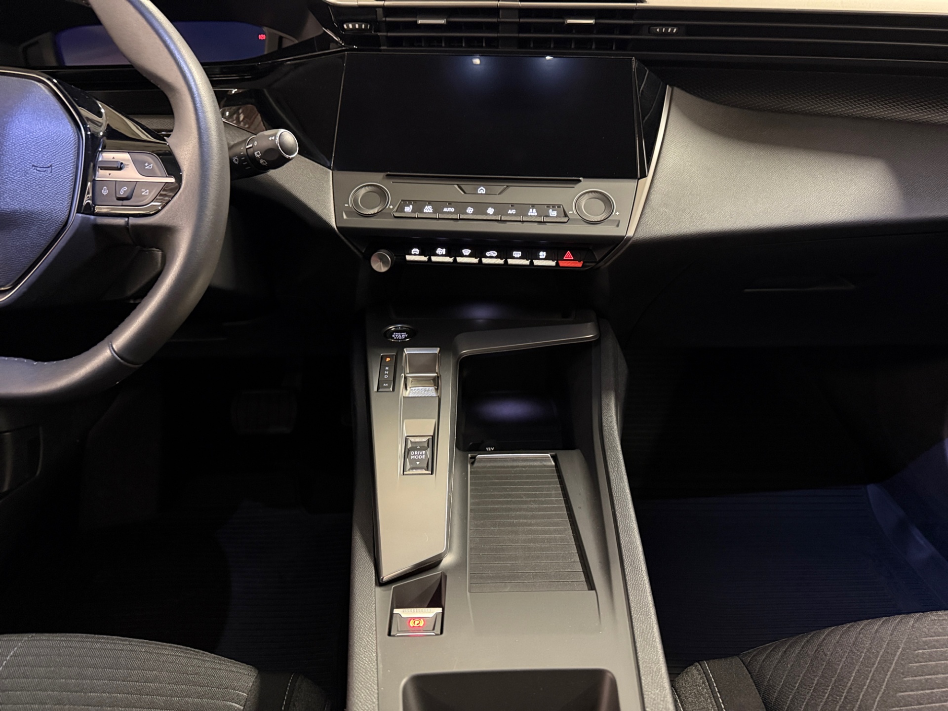 PEUGEOT 308 2023