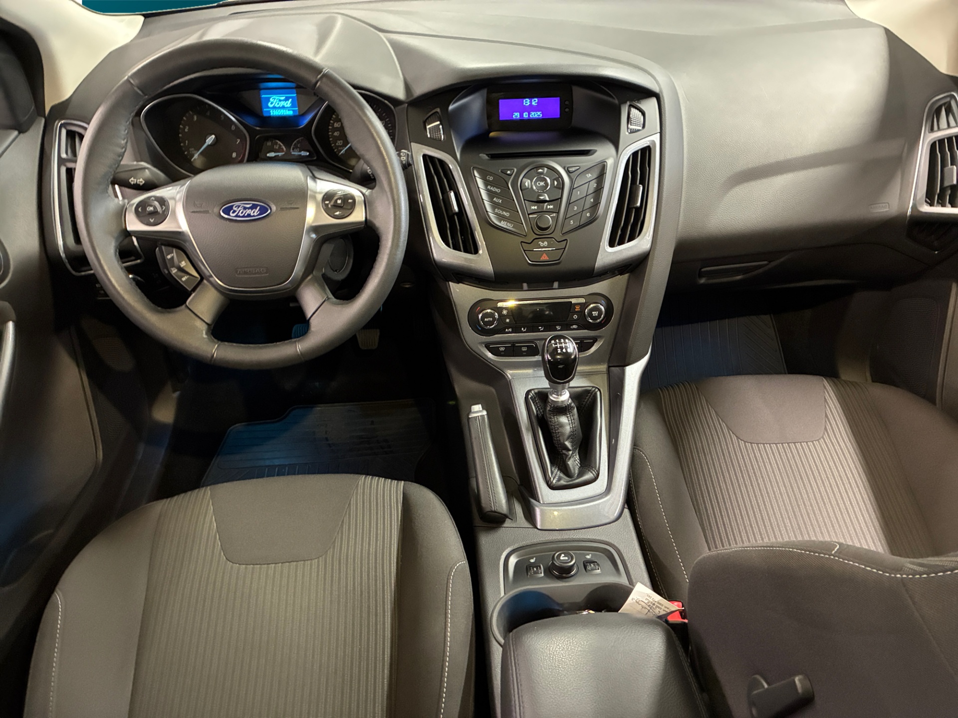 FORD Focus 2012