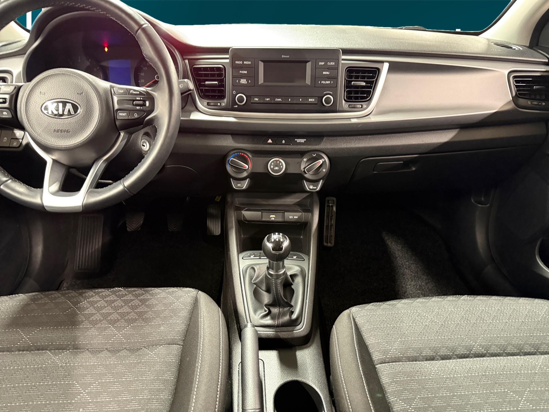 KIA Rio 2021