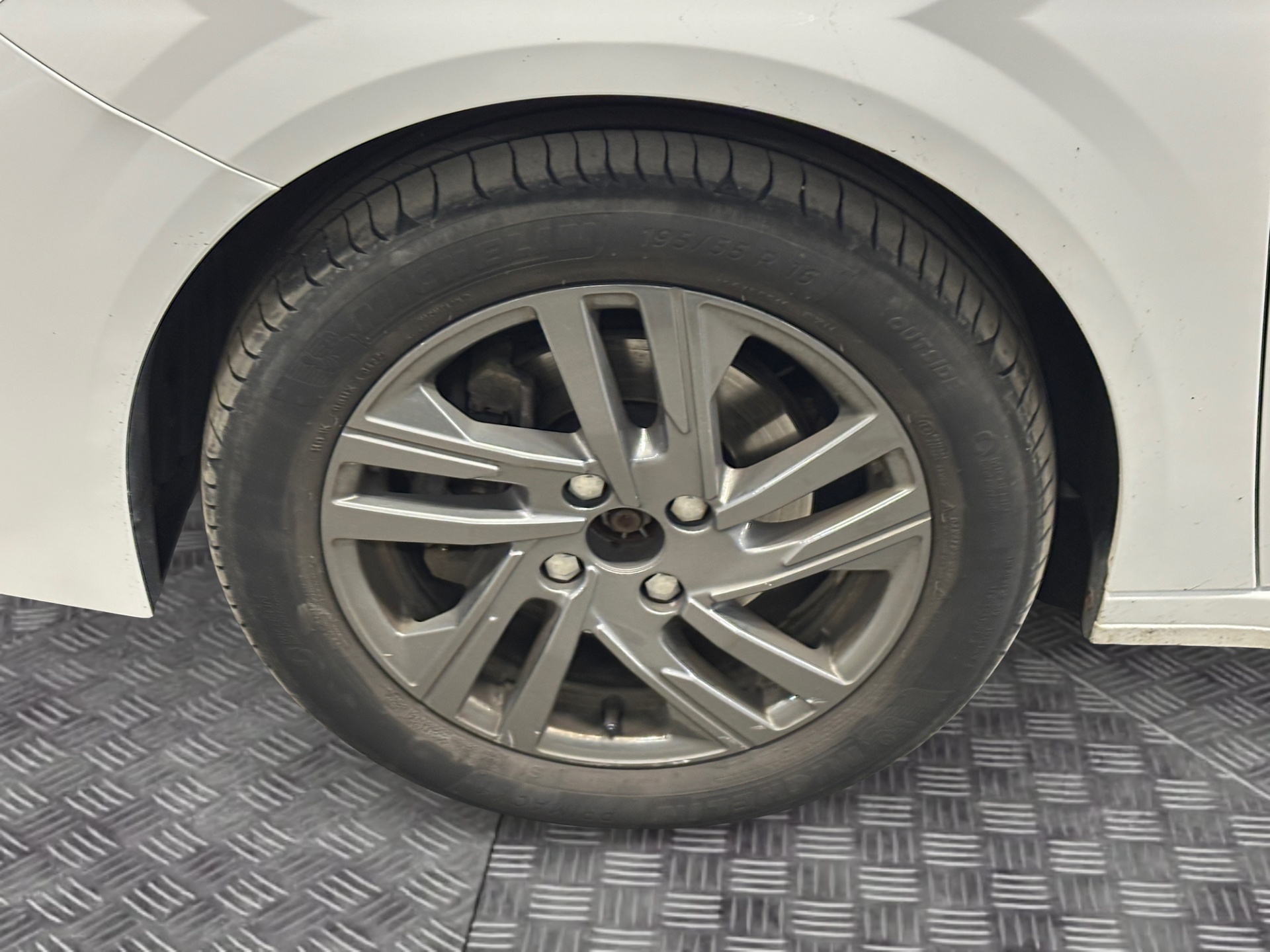 PEUGEOT 208 2022