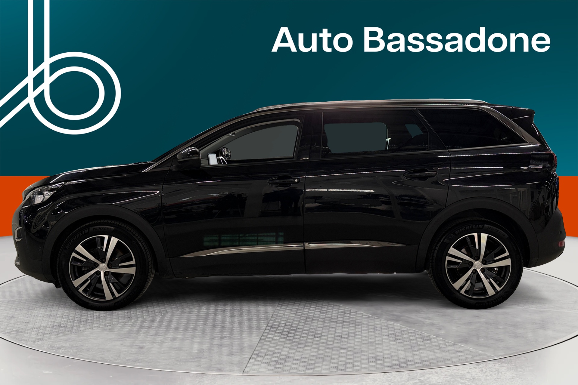 PEUGEOT 5008 2018