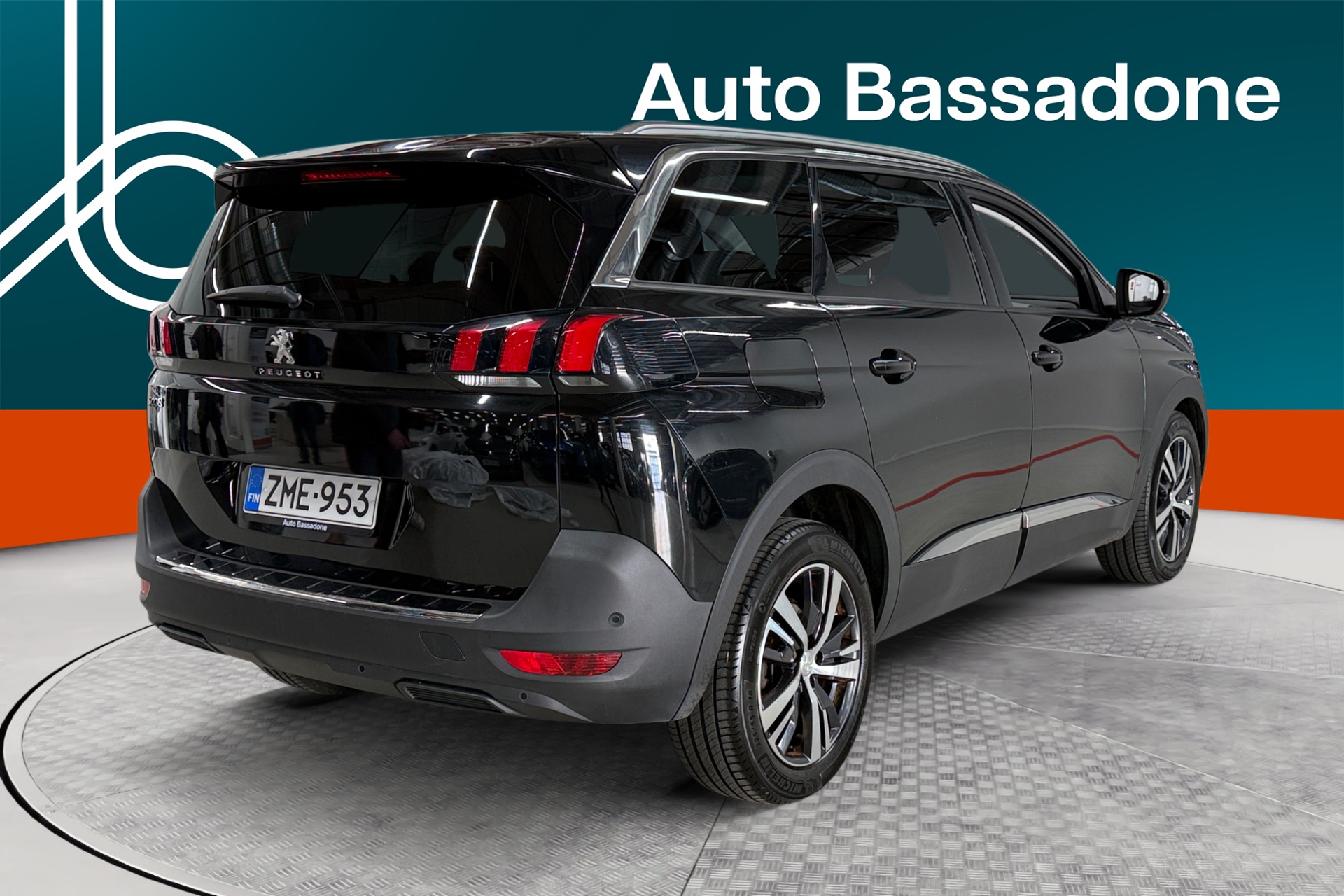 PEUGEOT 5008 2018