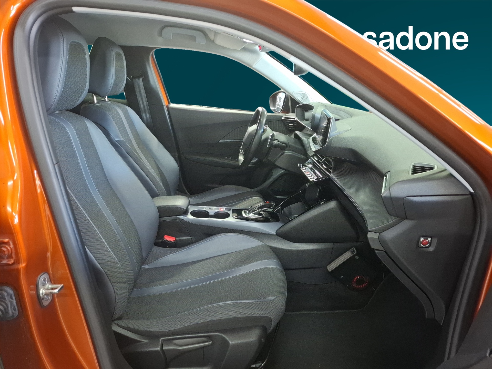 PEUGEOT 2008 2020