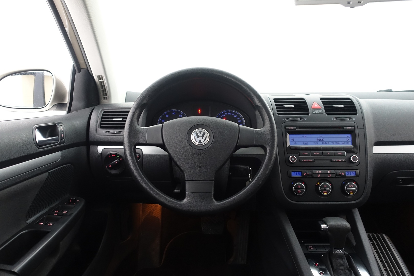 VOLKSWAGEN Jetta 2009