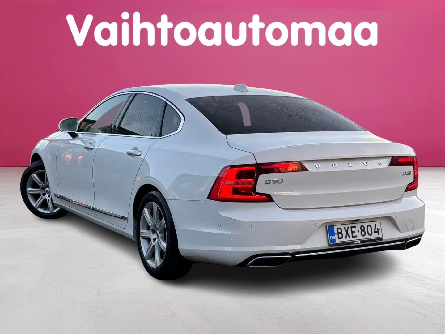 VOLVO S90 2017