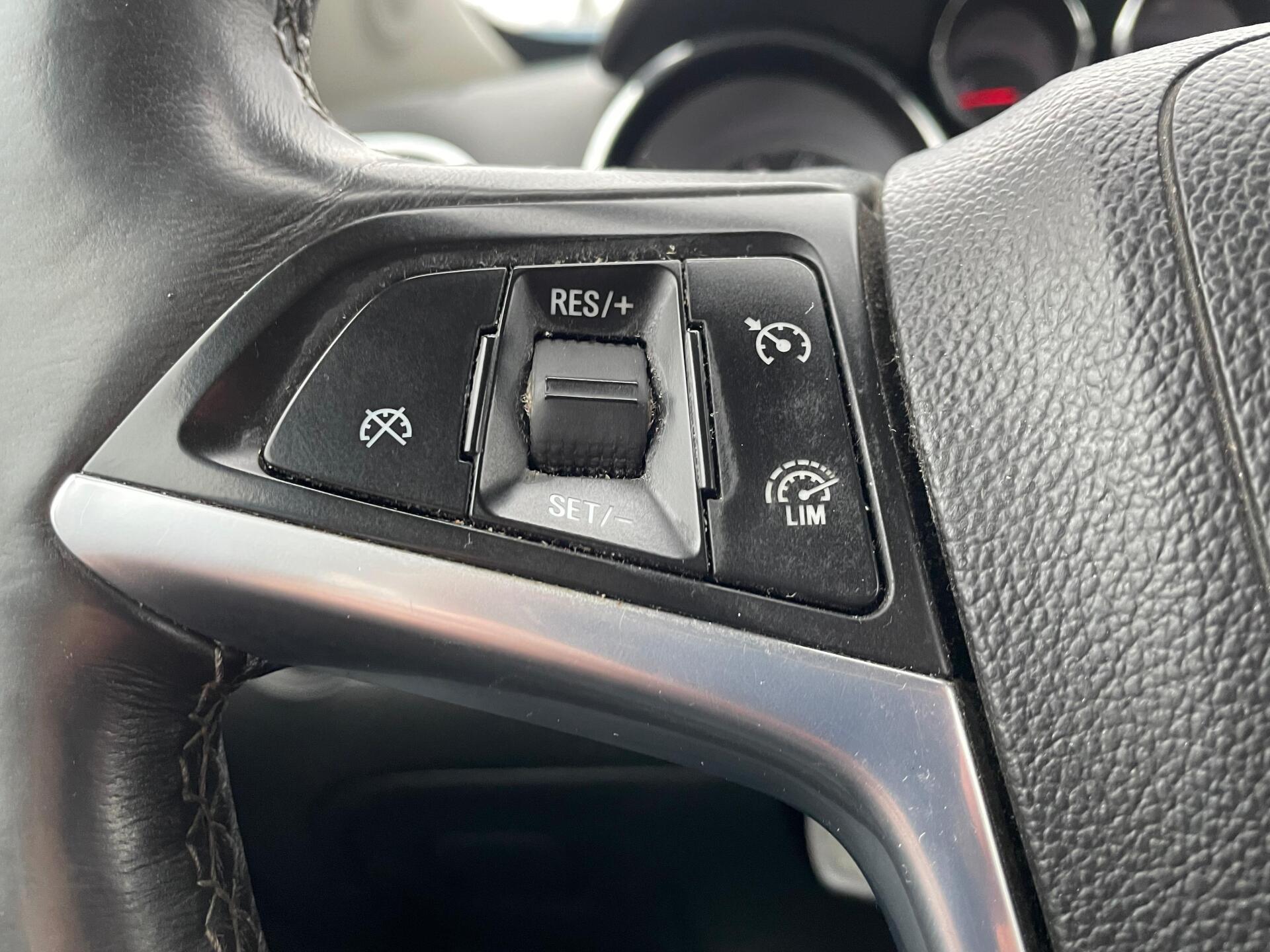 OPEL Mokka 2014