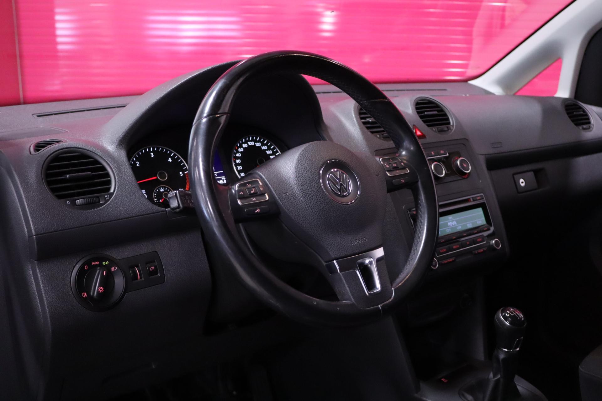 VOLKSWAGEN Caddy 2014