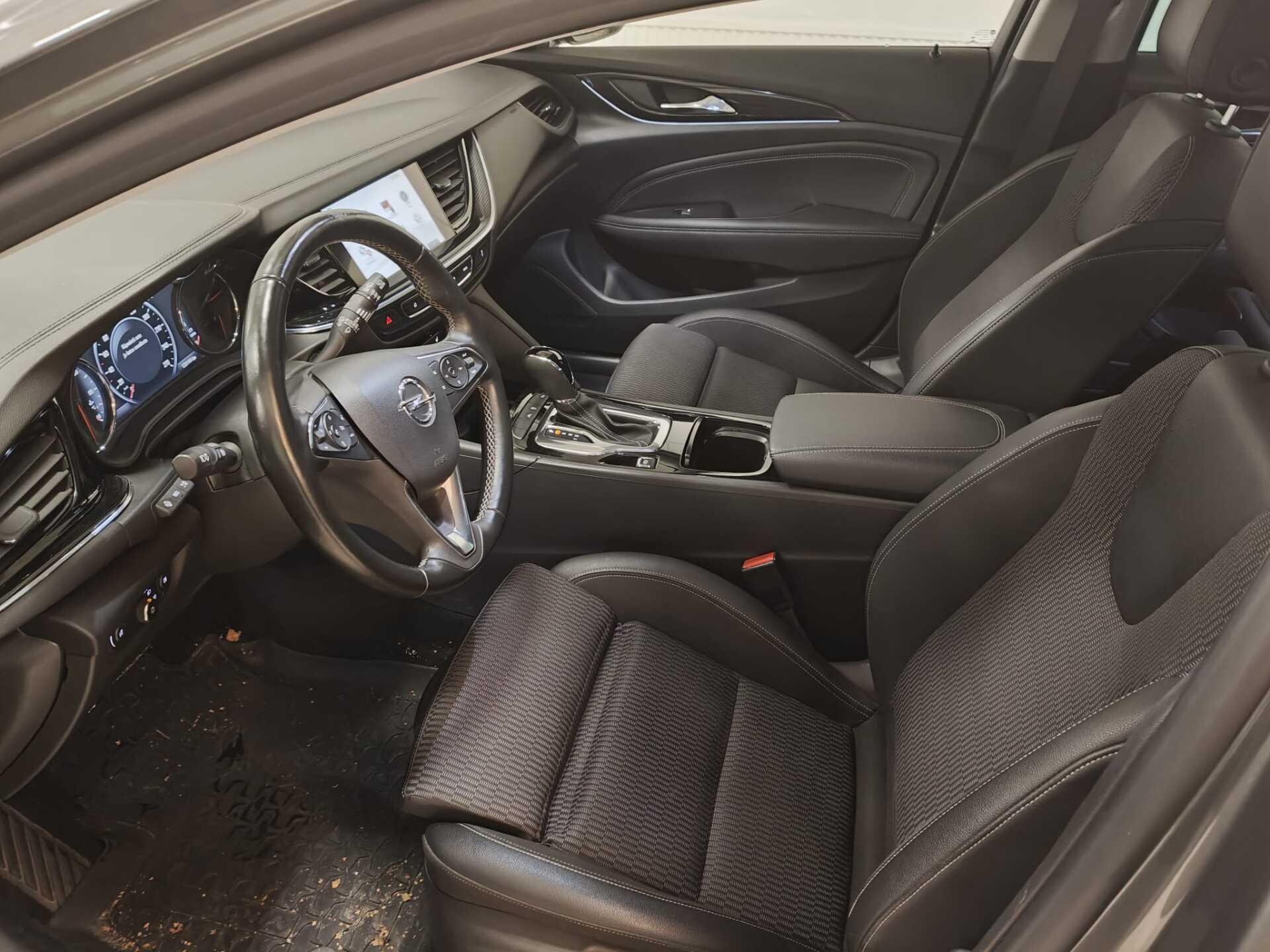 OPEL Insignia 2019