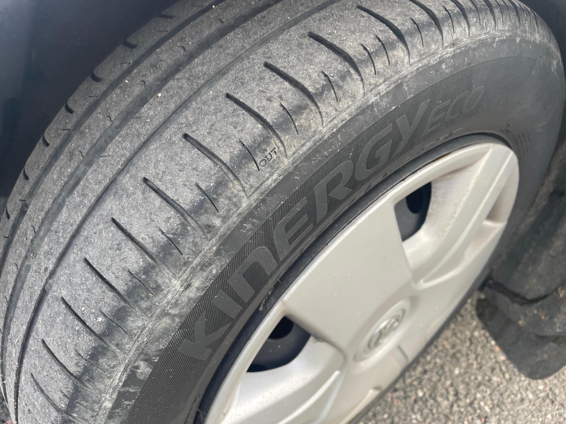 TOYOTA Yaris Verso 2005
