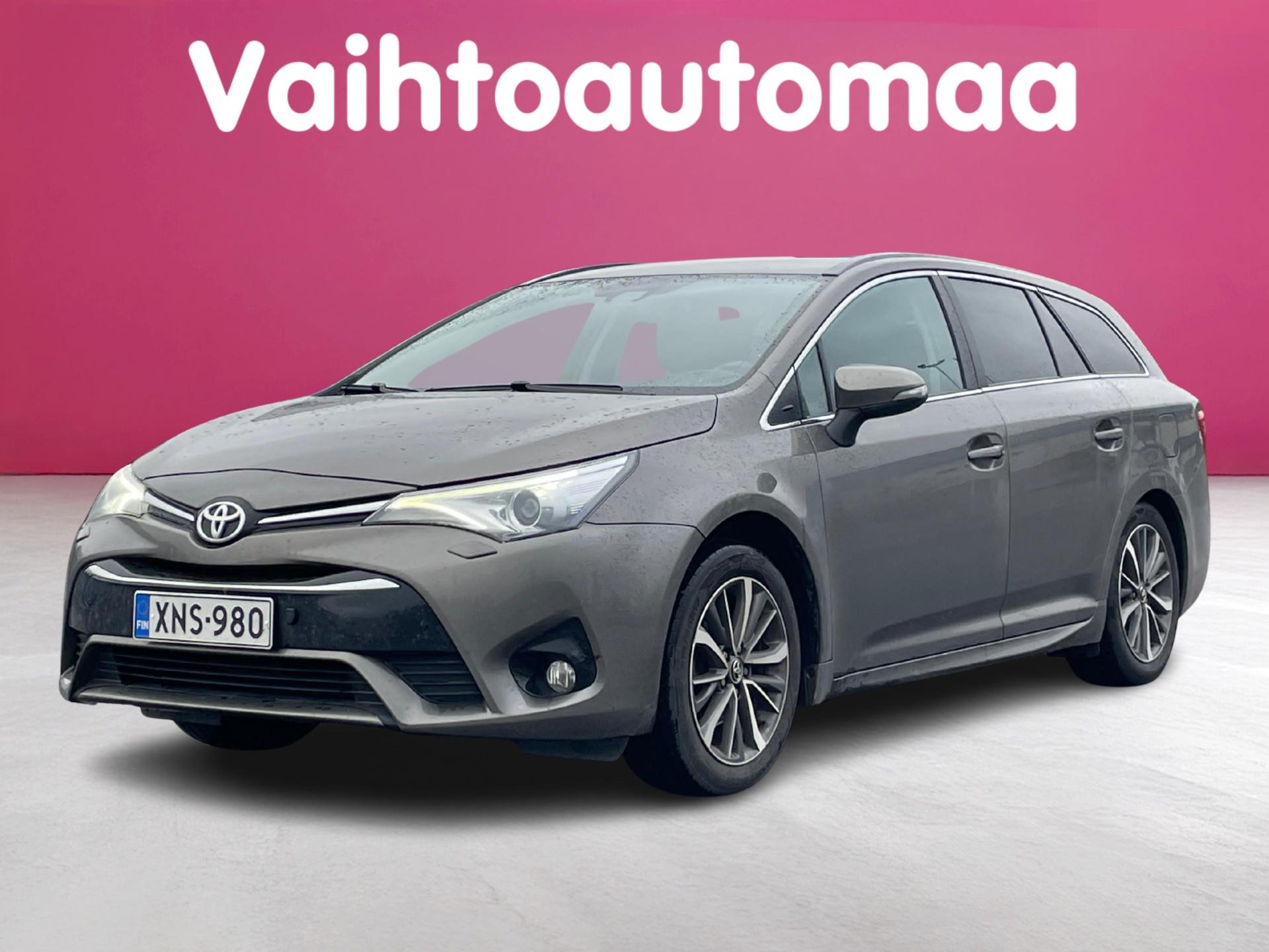 TOYOTA Avensis 2016