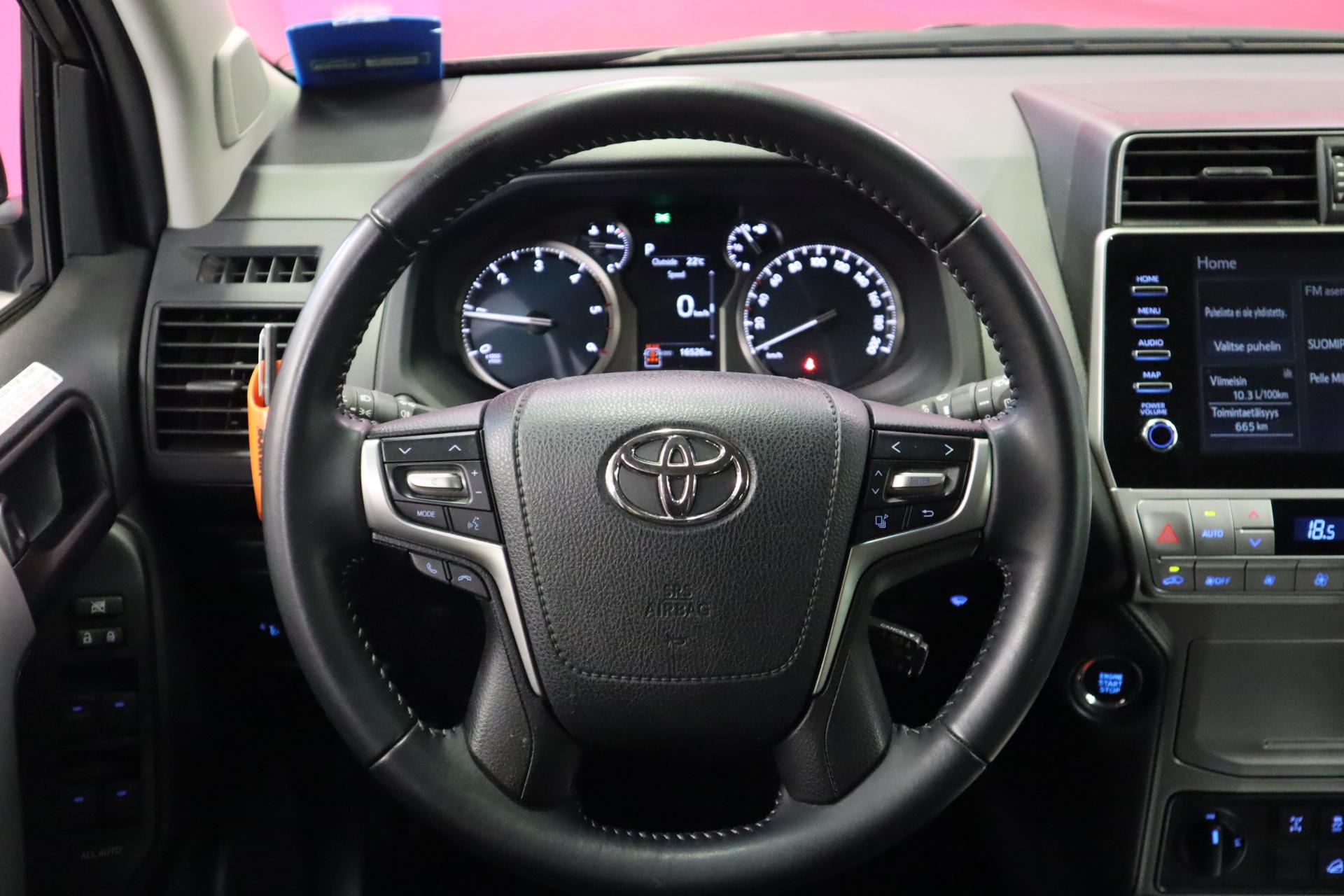 TOYOTA Land Cruiser 2023