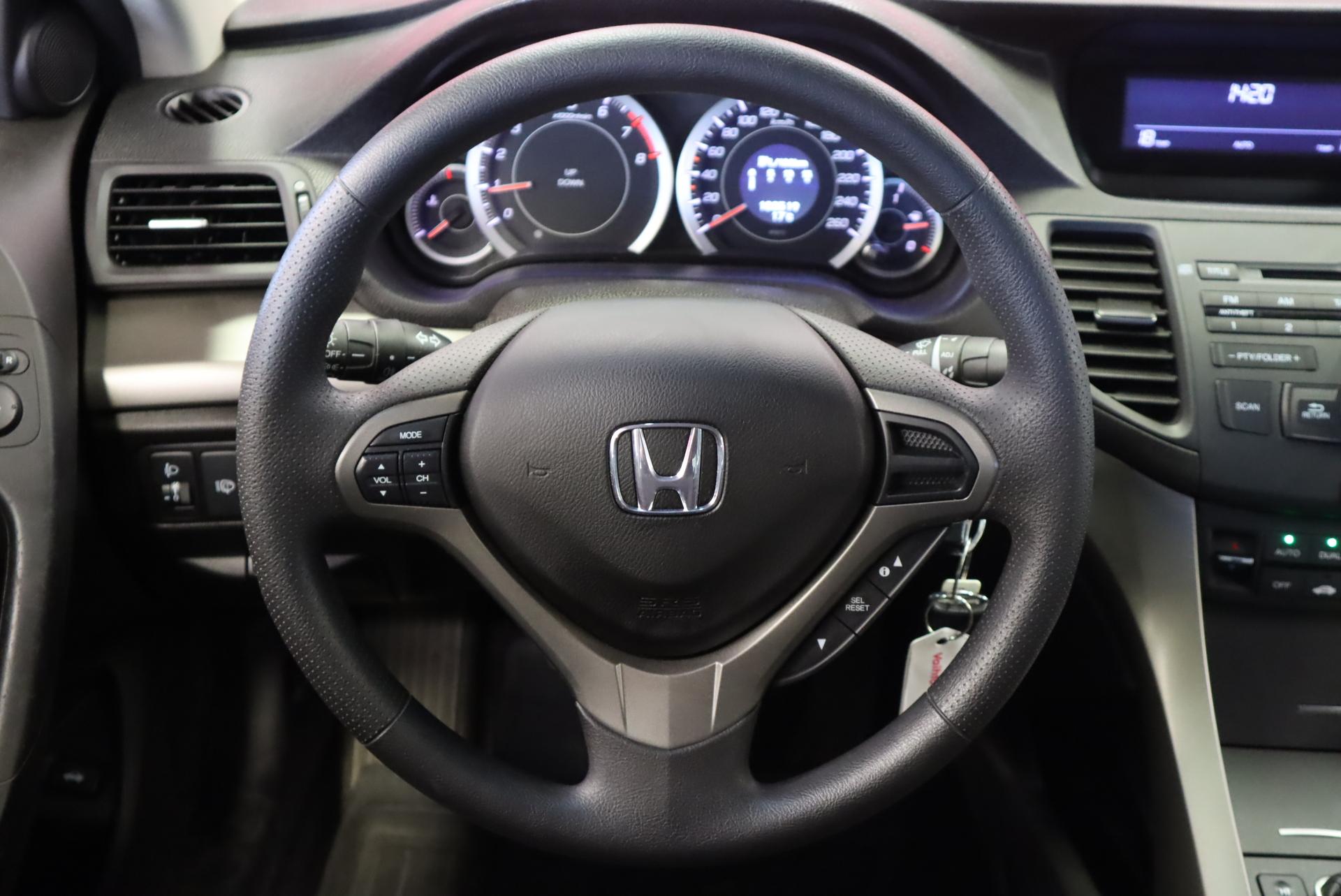HONDA Accord 2011