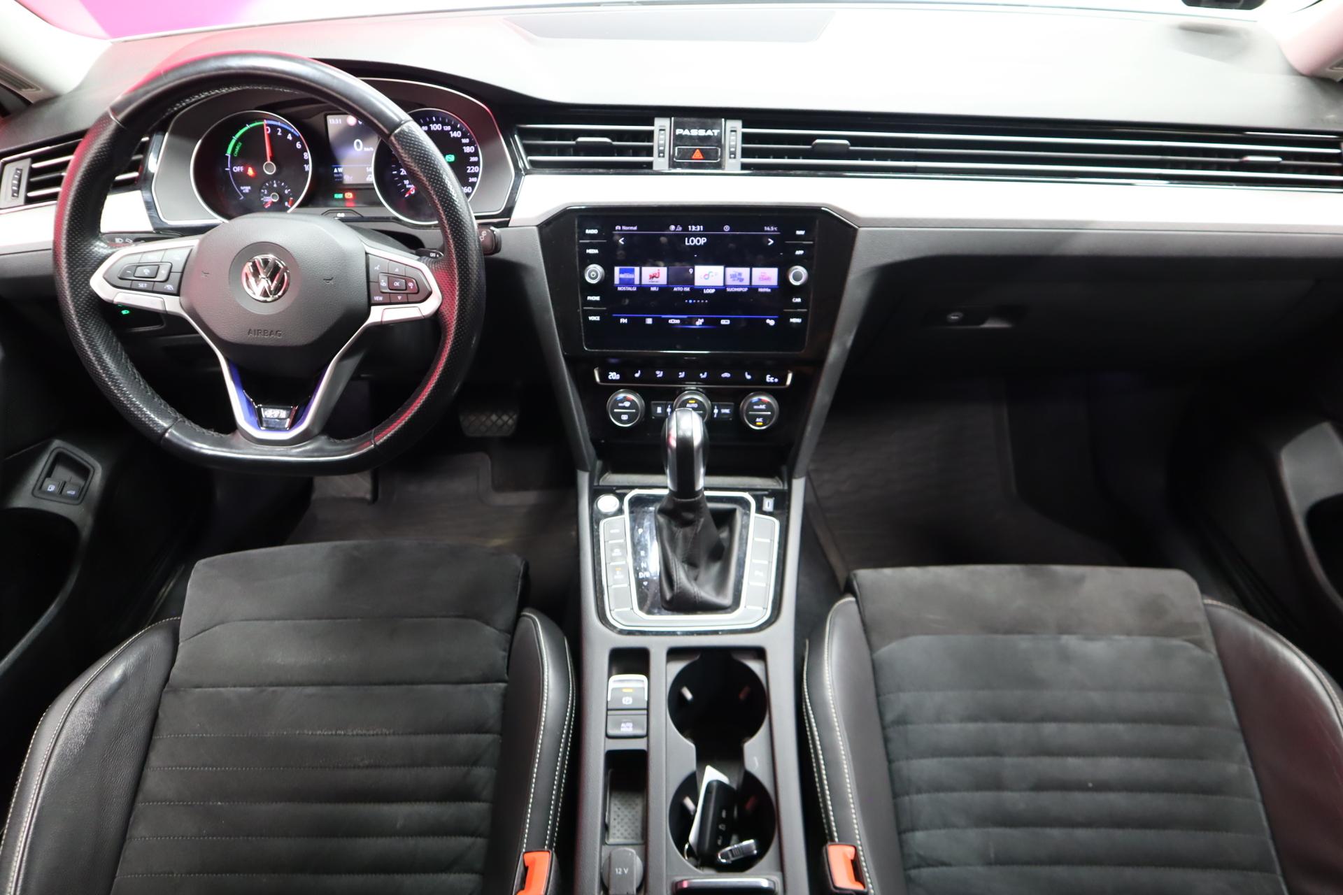 VOLKSWAGEN Passat 2020