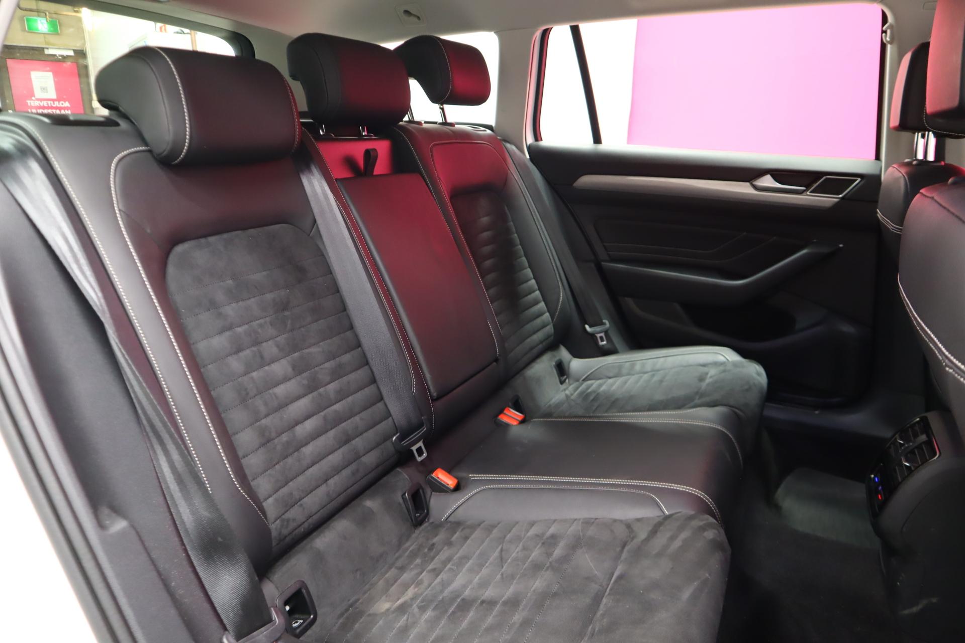 VOLKSWAGEN Passat 2020