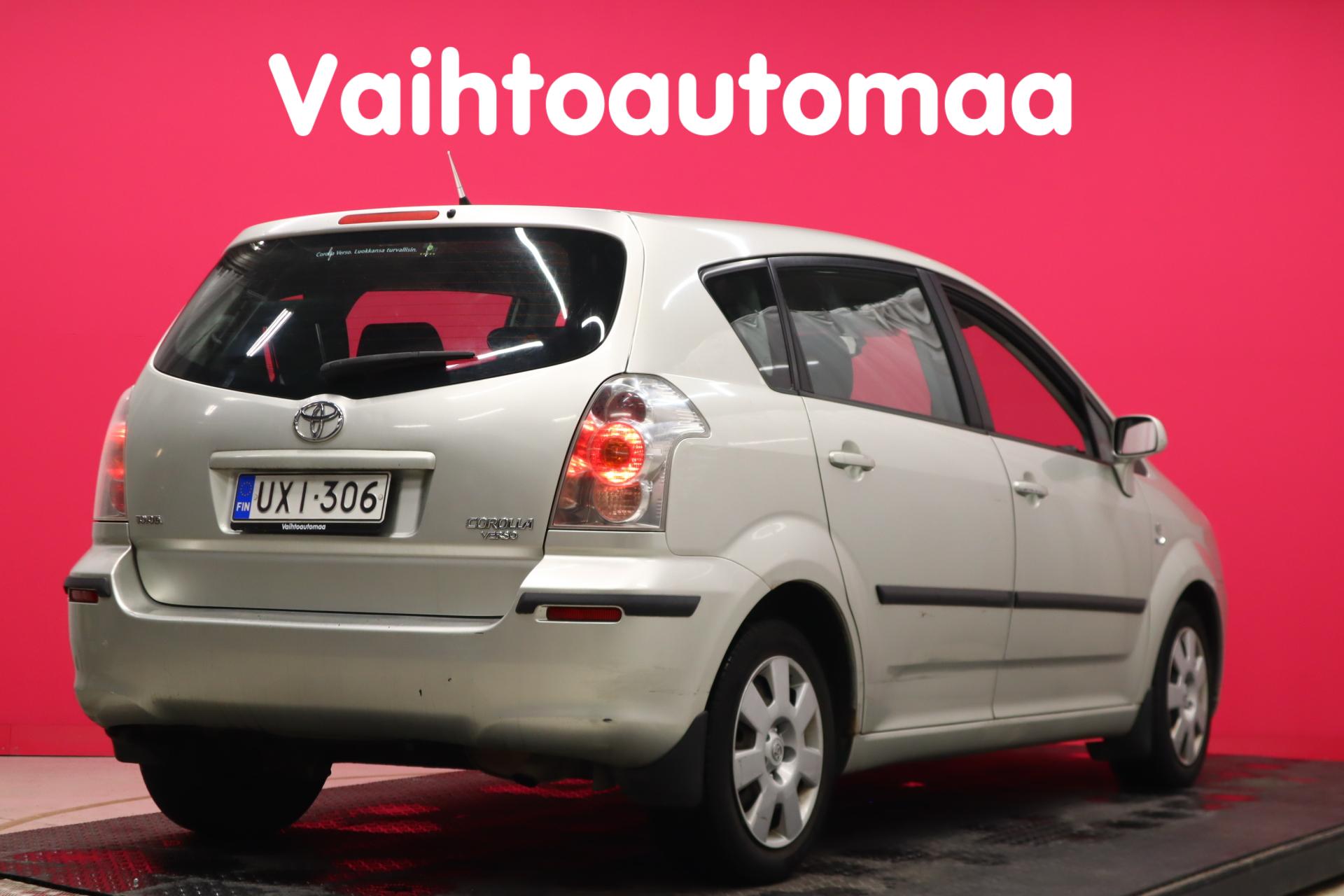TOYOTA Corolla Verso 2004