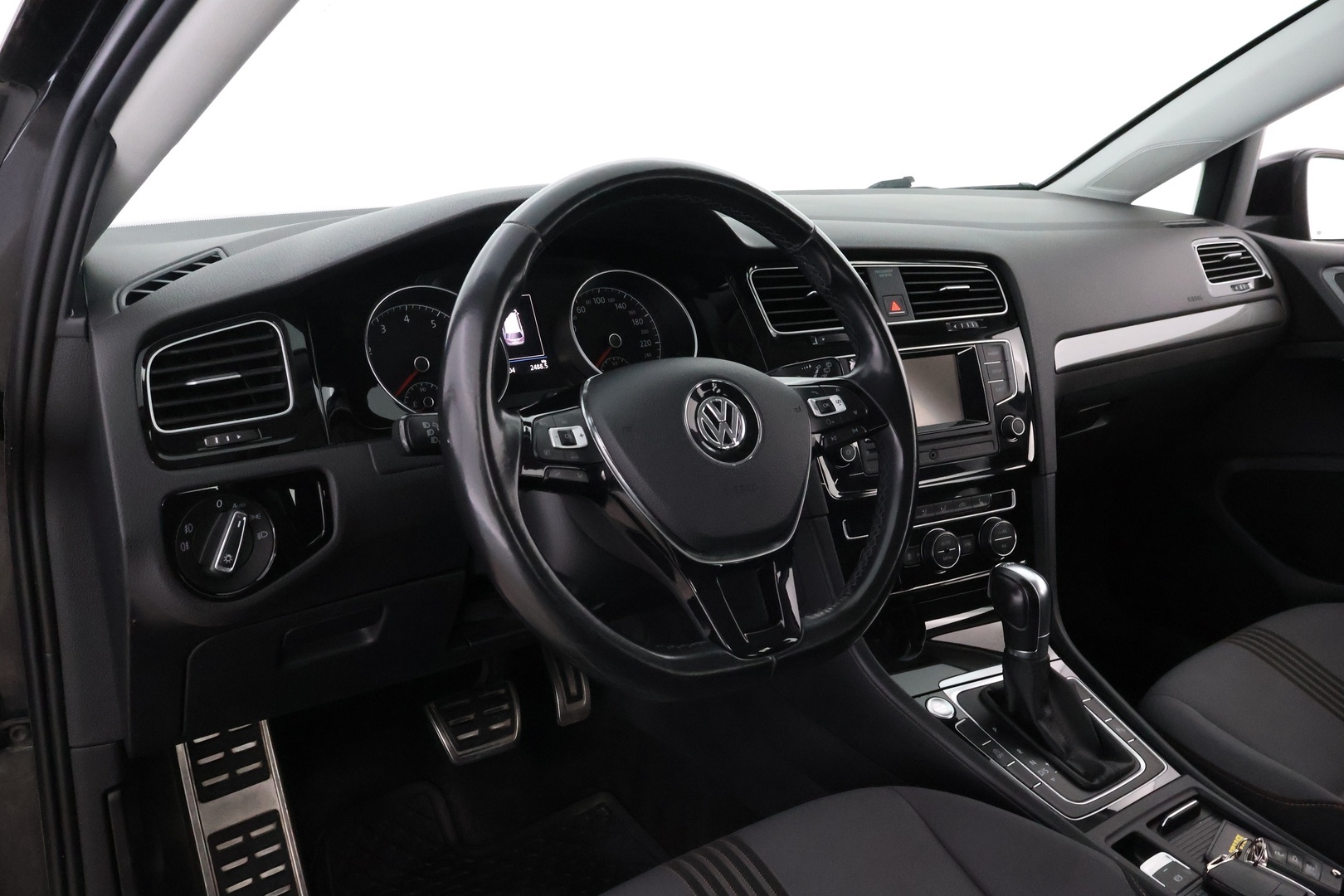VOLKSWAGEN Golf 2017