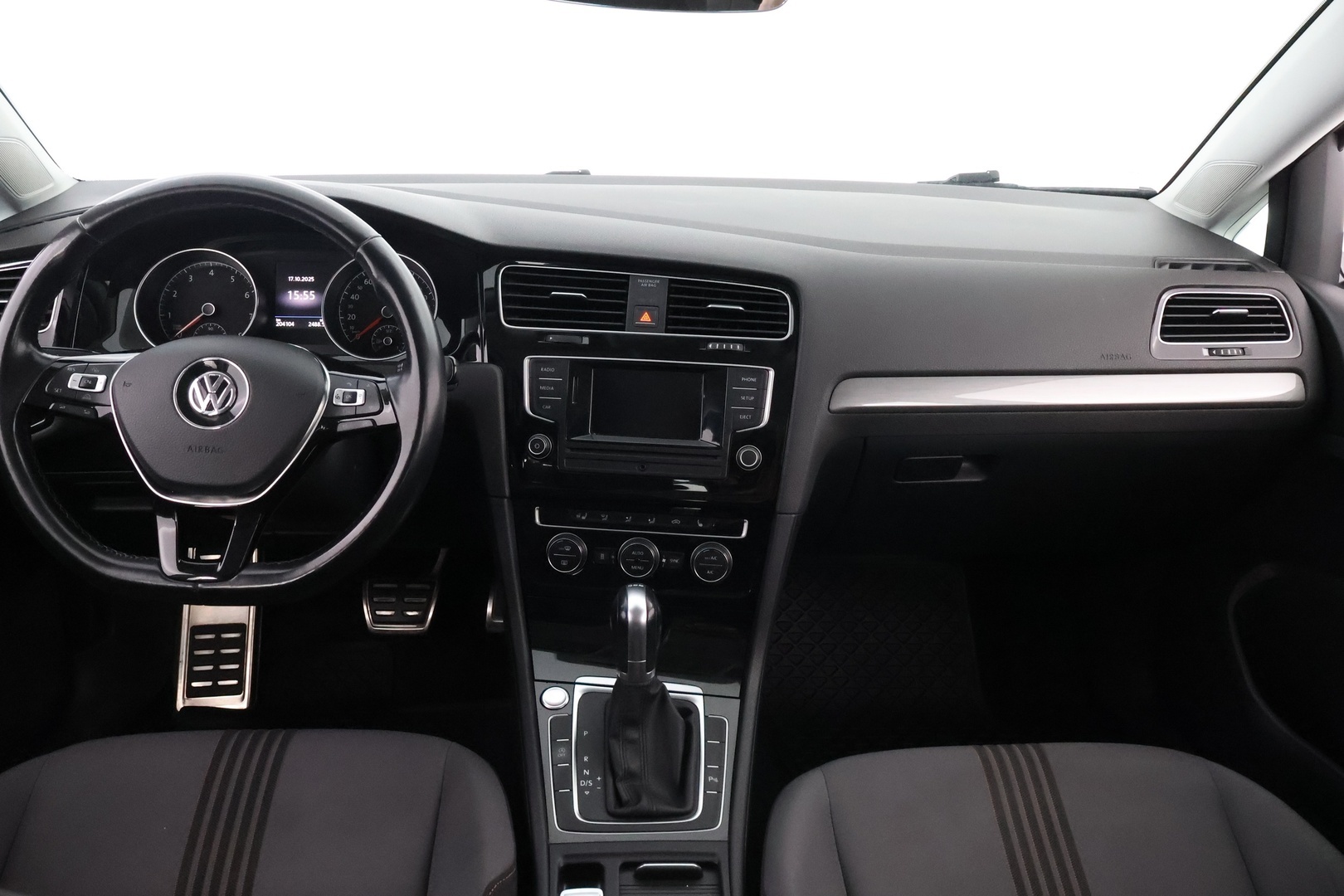VOLKSWAGEN Golf 2017